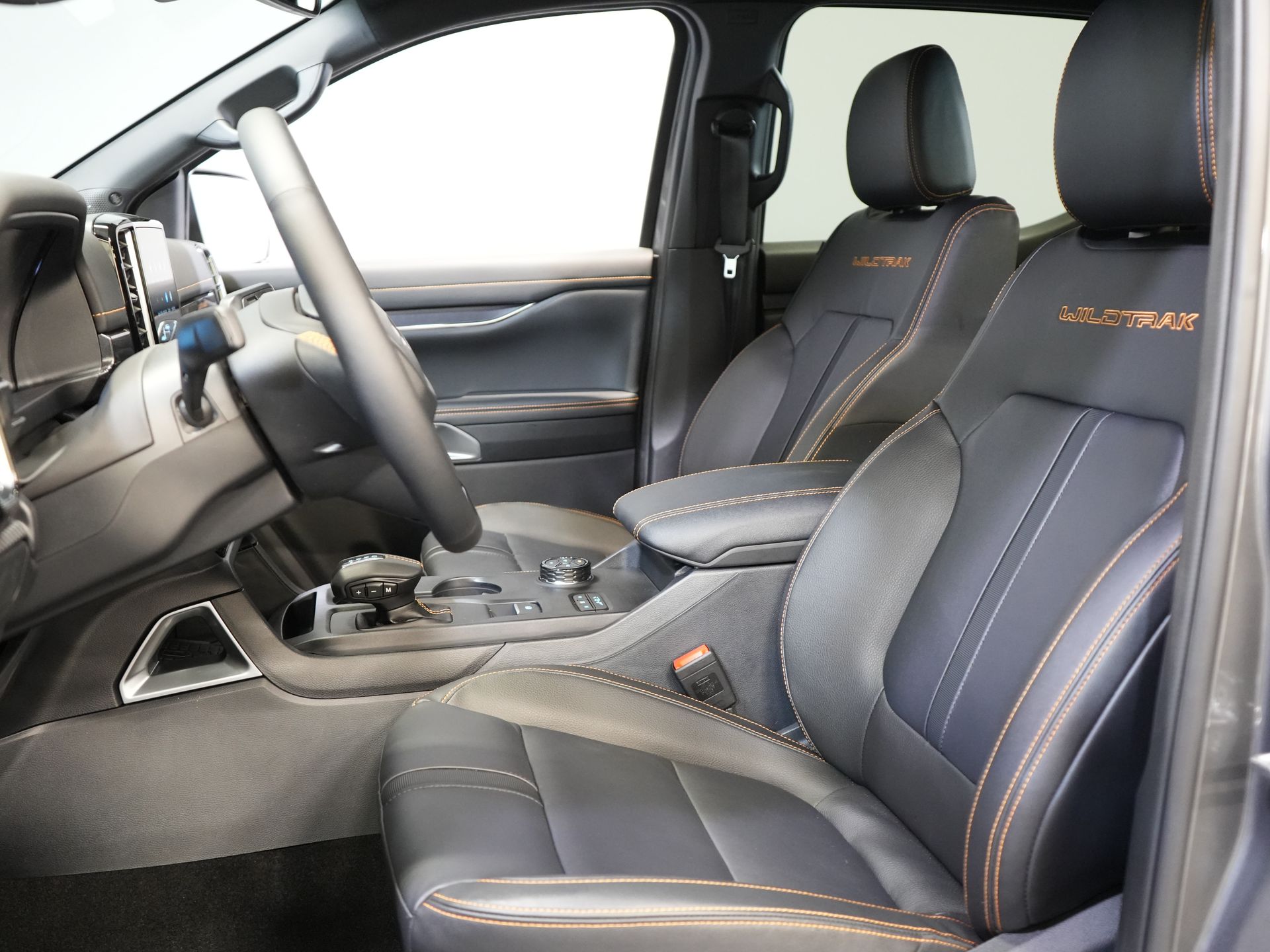 Ford Ranger Bestelbus Wildtrak 2.3 PHEV Double Cab 4x4/ B&O/ Tech-Pack/ Adapt.Cruise/ 3.5t Trekverm./ 360 Camera/ Leder/ Alarm/ Navi/ Carplay/ Trekhaa