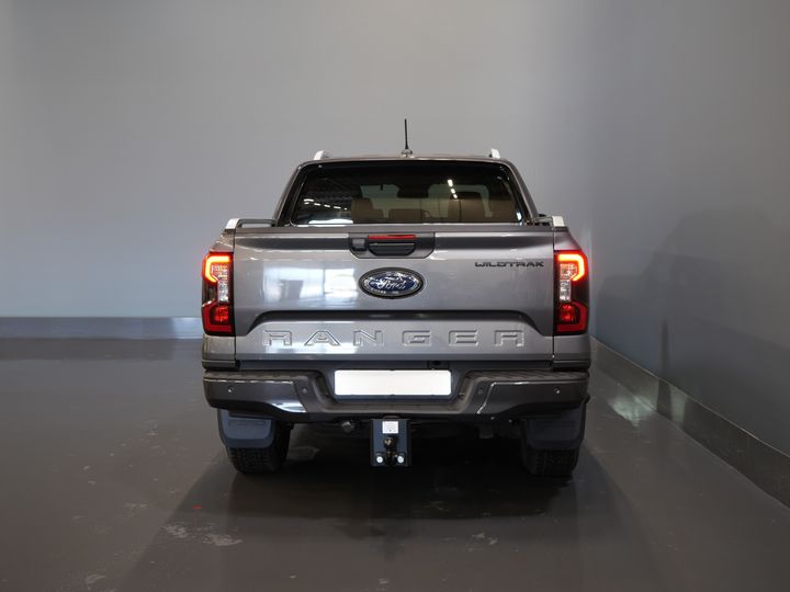 Ford Ranger Bestelbus Wildtrak 2.3 PHEV Double Cab 4x4/ B&O/ Tech-Pack/ Adapt.Cruise/ 3.5t Trekverm./ 360 Camera/ Leder/ Alarm/ Navi/ Carplay/ Trekhaa