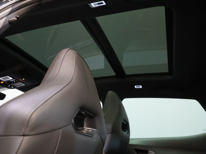 CUPRA Formentor SUV 1.4 e-Hybrid VZ 245 pk Tribe Edition Pano/ Matrix/ Adapt.Cruise/ Elek. Klep/ Memory/ 19'' LMV/ Carplay/ Standkachel/ Stuurverw./