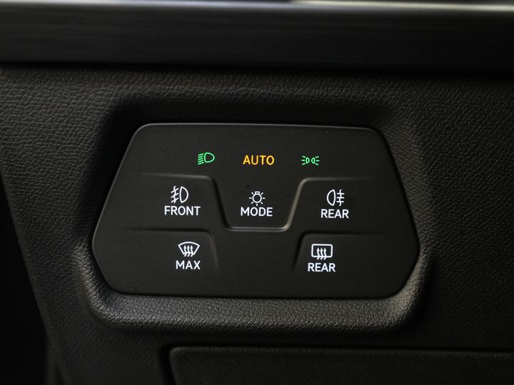 CUPRA Formentor SUV 1.4 e-Hybrid VZ 245 pk Tribe Edition Pano/ Matrix/ Adapt.Cruise/ Elek. Klep/ Memory/ 19'' LMV/ Carplay/ Standkachel/ Stuurverw./