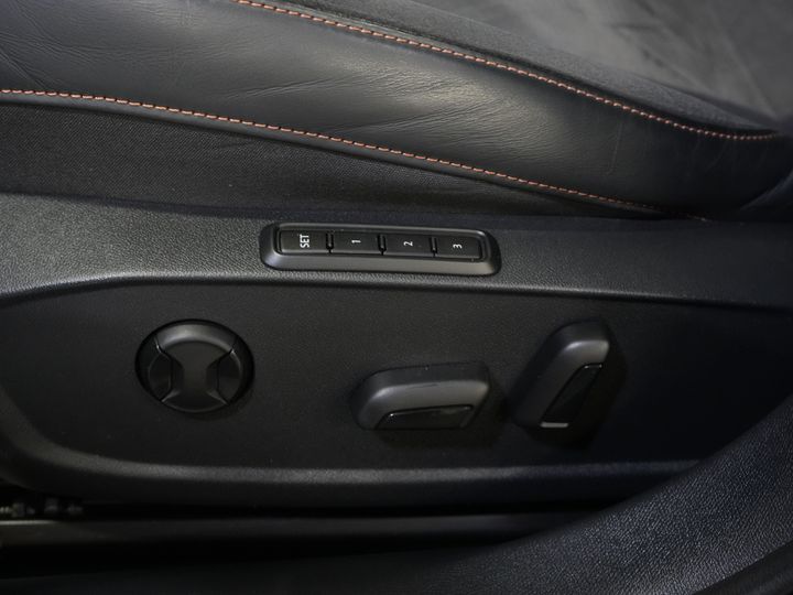 CUPRA Formentor SUV 1.4 e-Hybrid VZ 245 pk Tribe Edition Pano/ Matrix/ Adapt.Cruise/ Elek. Klep/ Memory/ 19'' LMV/ Carplay/ Standkachel/ Stuurverw./