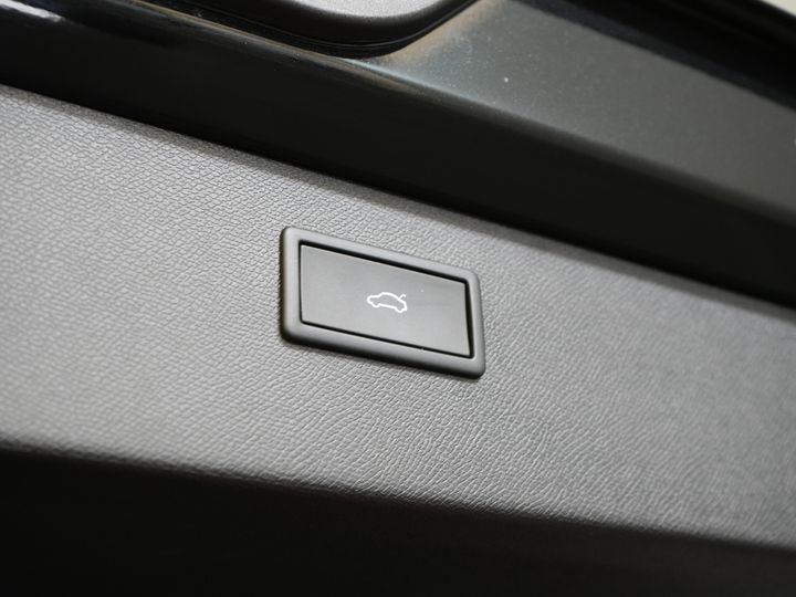 CUPRA Formentor SUV 1.4 e-Hybrid VZ 245 pk Tribe Edition Pano/ Matrix/ Adapt.Cruise/ Elek. Klep/ Memory/ 19'' LMV/ Carplay/ Standkachel/ Stuurverw./