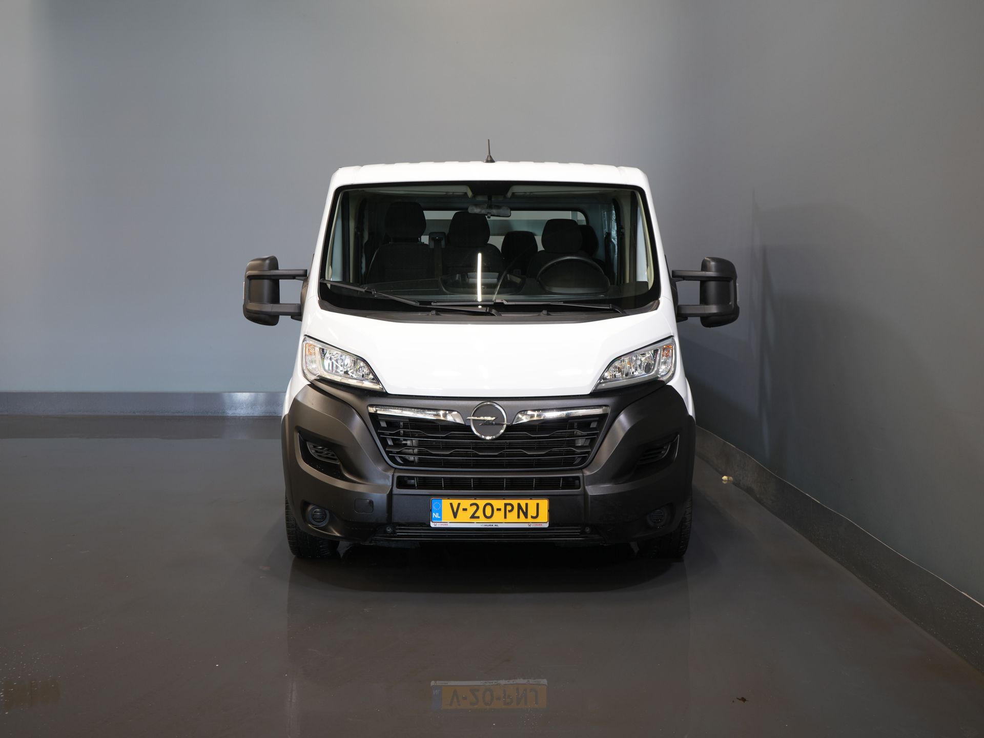 Opel Movano Open laadbak 2.2 140 pk DC Dubbel Cabine Open Laadbak/ 7 Pers./ 2.5t Trekverm./ Cruise/ Airco/ 288x215x35/ Pick up