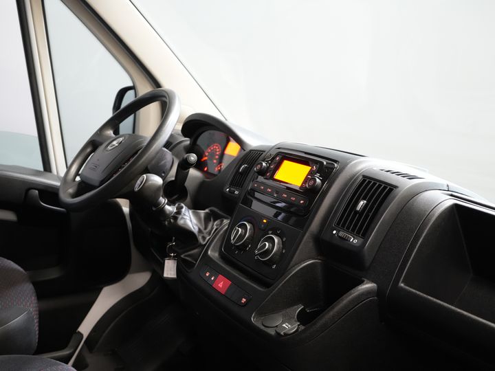 Opel Movano Open laadbak 2.2 140 pk DC Dubbel Cabine Open Laadbak/ 7 Pers./ 2.5t Trekverm./ Cruise/ Airco/ 288x215x35/ Pick up