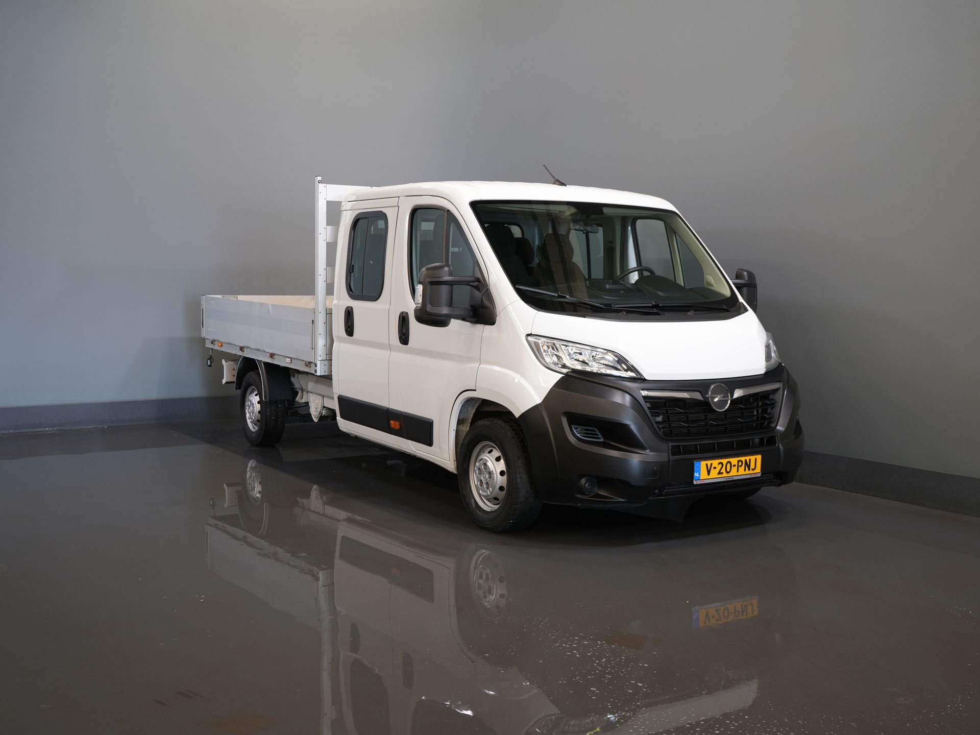Opel Movano Open laadbak 2.2 140 pk DC Dubbel Cabine Open Laadbak/ 7 Pers./ 2.5t Trekverm./ Cruise/ Airco/ 288x215x35/ Pick up