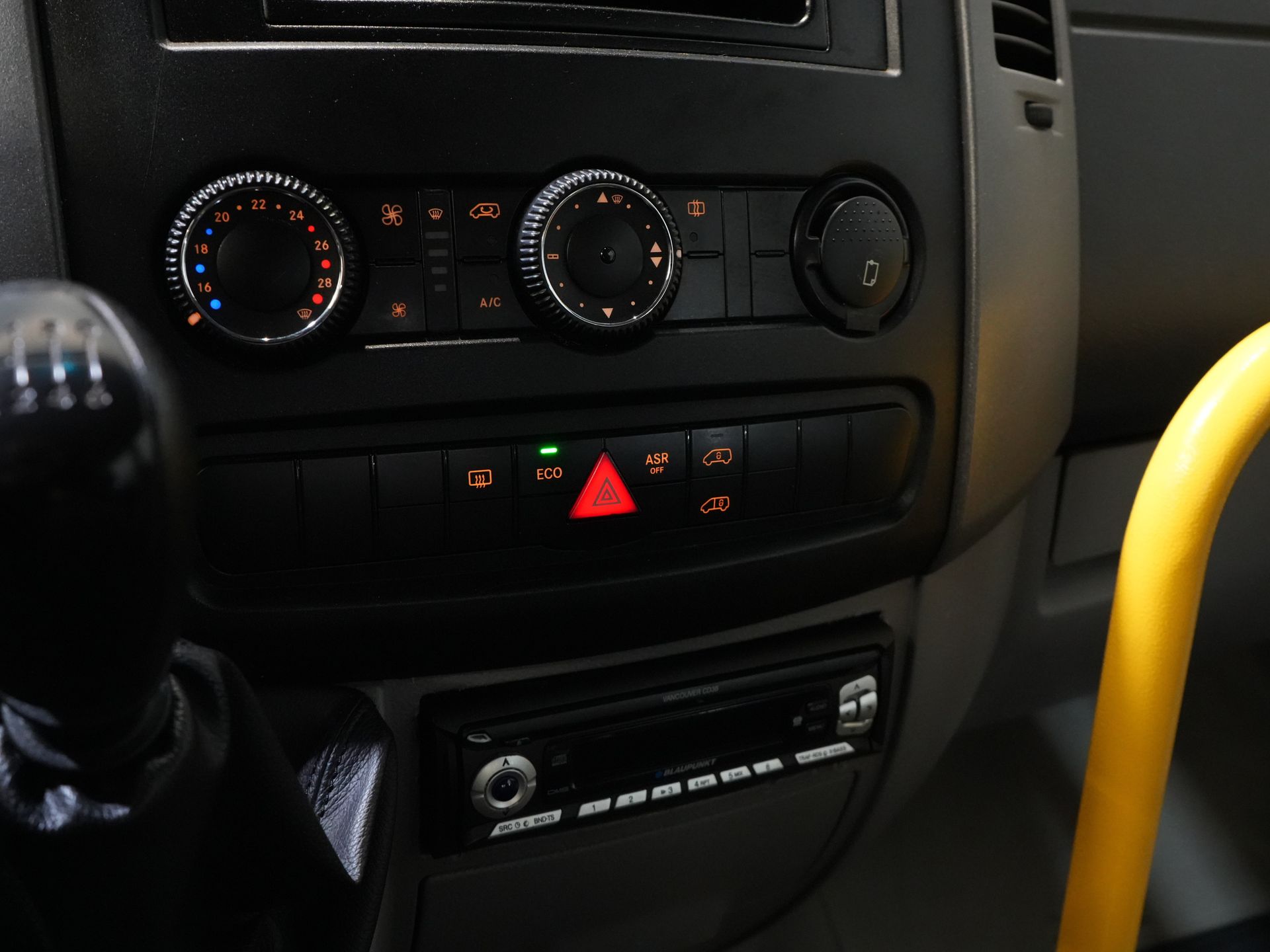 Mercedes-Benz Sprinter Personenvervoer 313 2.2 CDI L2H2 € 10.164 Incl. BTW EXPORT Combi/ 9 Persoons/ Kombi/ 9P/ Airco/ Rolstoellift