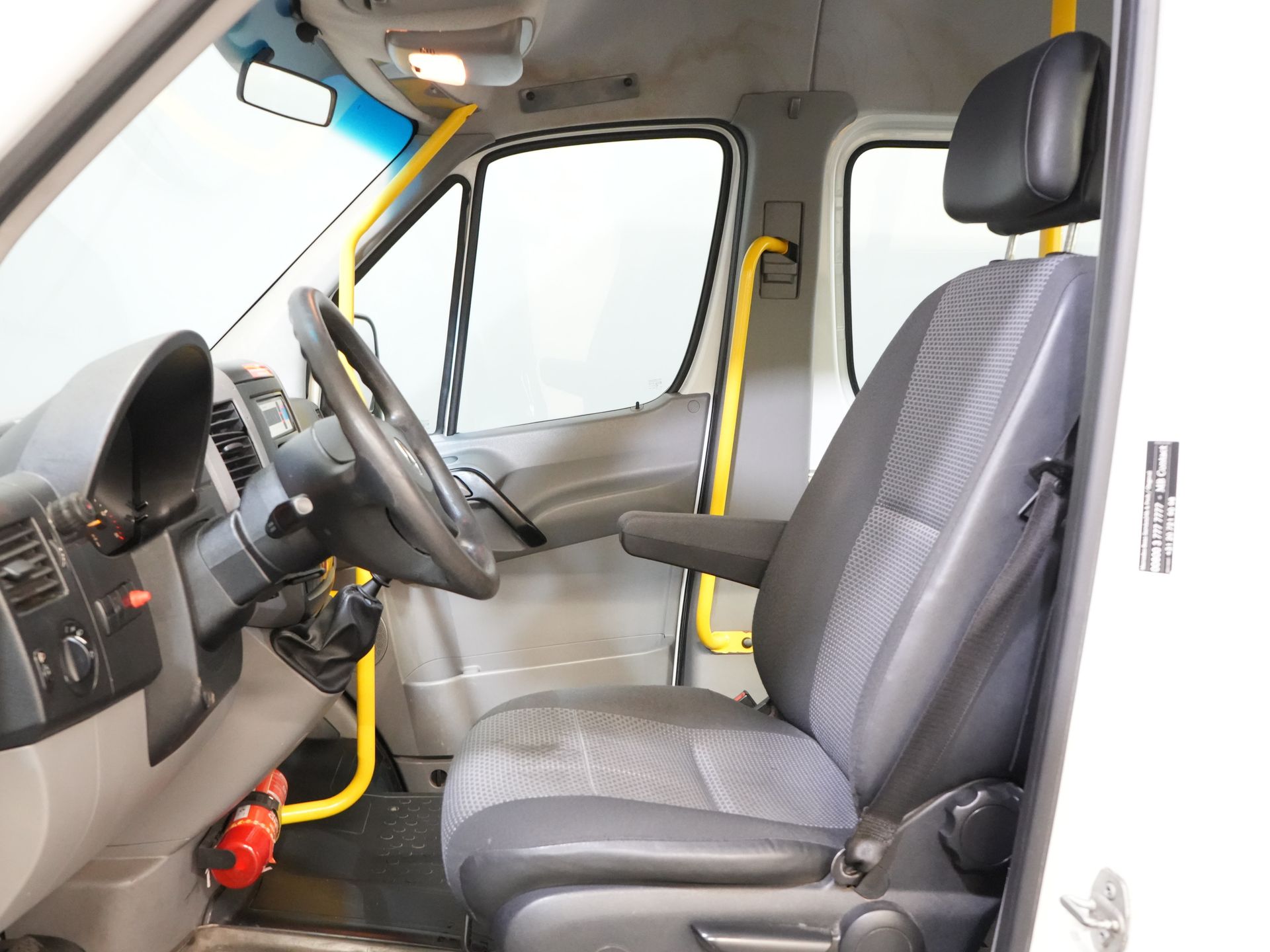 Mercedes-Benz Sprinter Personenvervoer 313 2.2 CDI L2H2 € 10.164 Incl. BTW EXPORT Combi/ 9 Persoons/ Kombi/ 9P/ Airco/ Rolstoellift