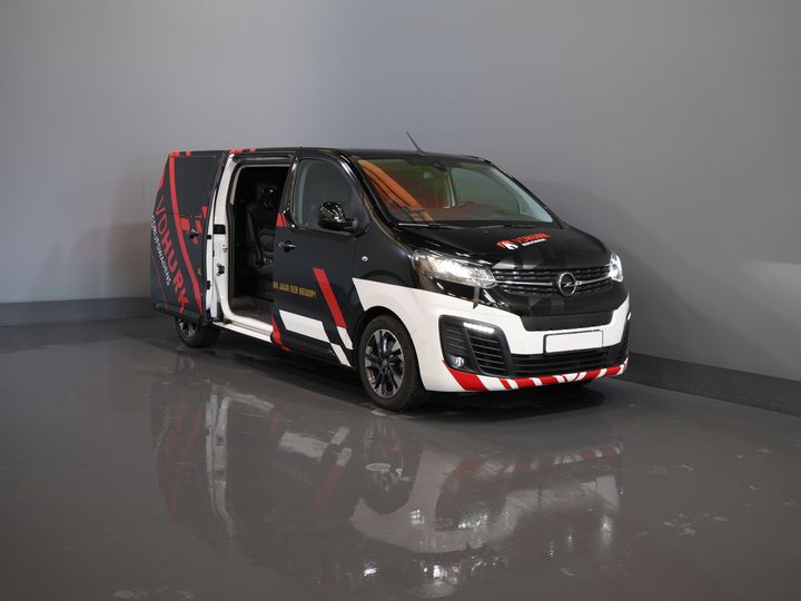 Opel Zafira-e Life Tourer Passenger 75 kWh 330 km WLTP (DEMO) 42 887 € z VAT Pano/ Elek.drzwi przesuwne/ Fotele z masażem/ Skóra/ Xenon/ Ogrzewanie postojowe/ Head Up/ Class