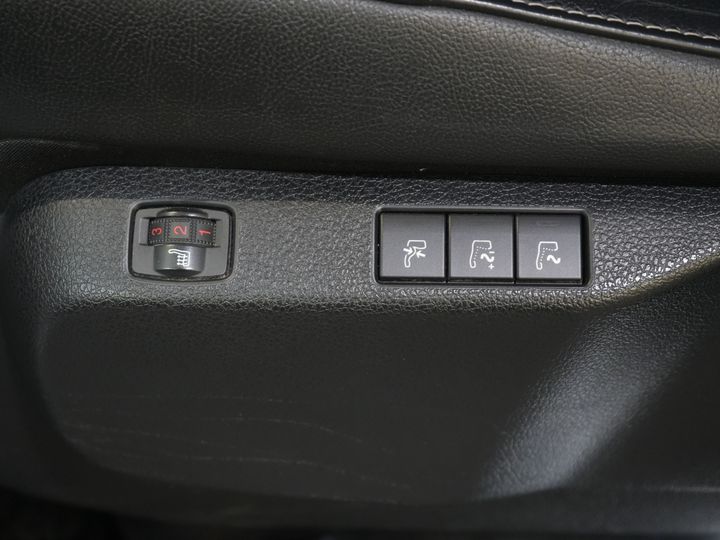 Opel Zafira-e Life Tourer Passenger 75 kWh 330 km WLTP (DEMO) 42 887 € z VAT Pano/ Elek.drzwi przesuwne/ Fotele z masażem/ Skóra/ Xenon/ Ogrzewanie postojowe/ Head Up/ Class