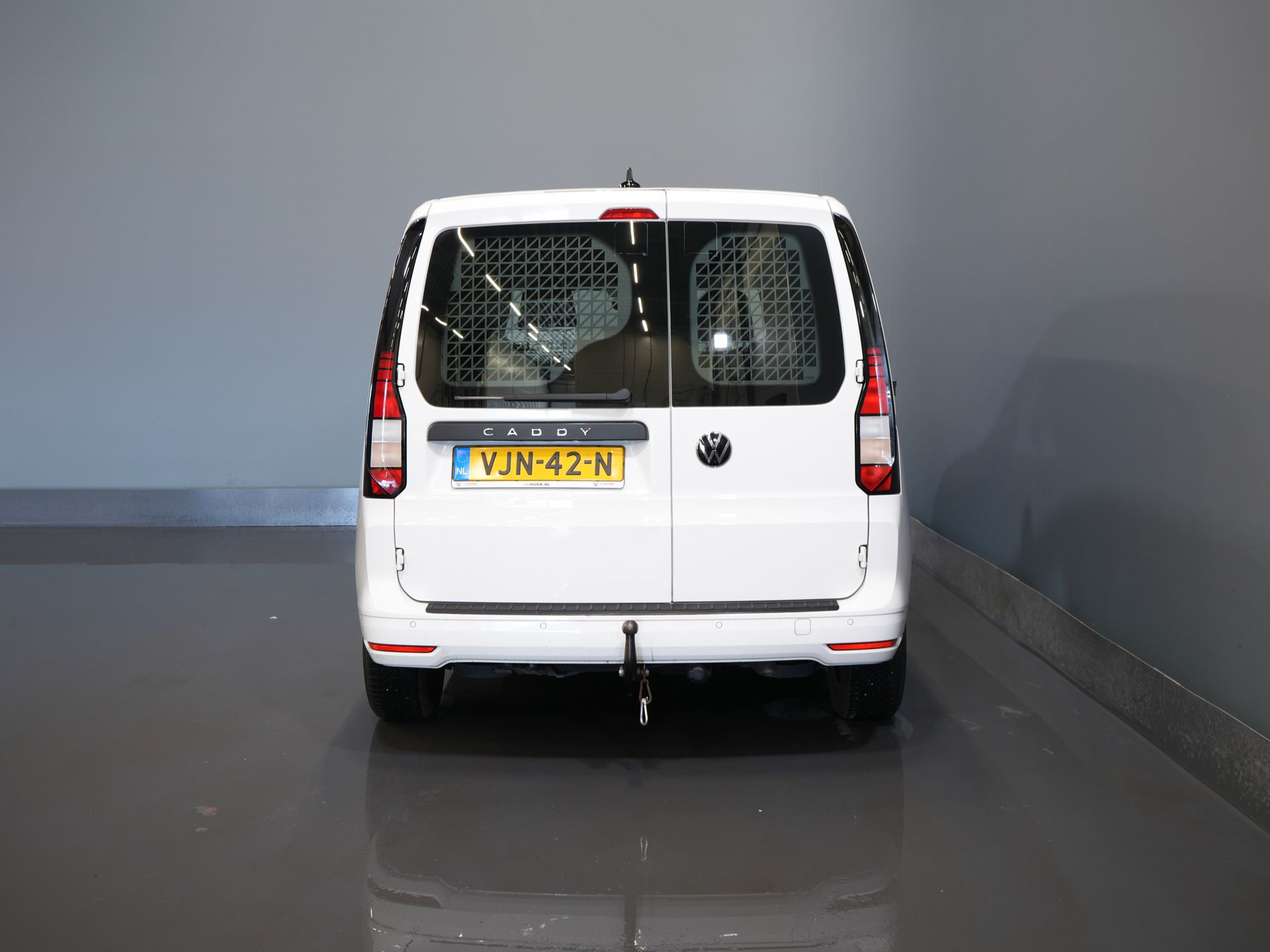 Volkswagen Caddy Cargo Van 2.0 TDI Händlergepflegt/ Carplay/ Navi/ Cruise/ DAB/ 16 ”LMV/ PDC/ Abschlepphaken/ Klimaanlage