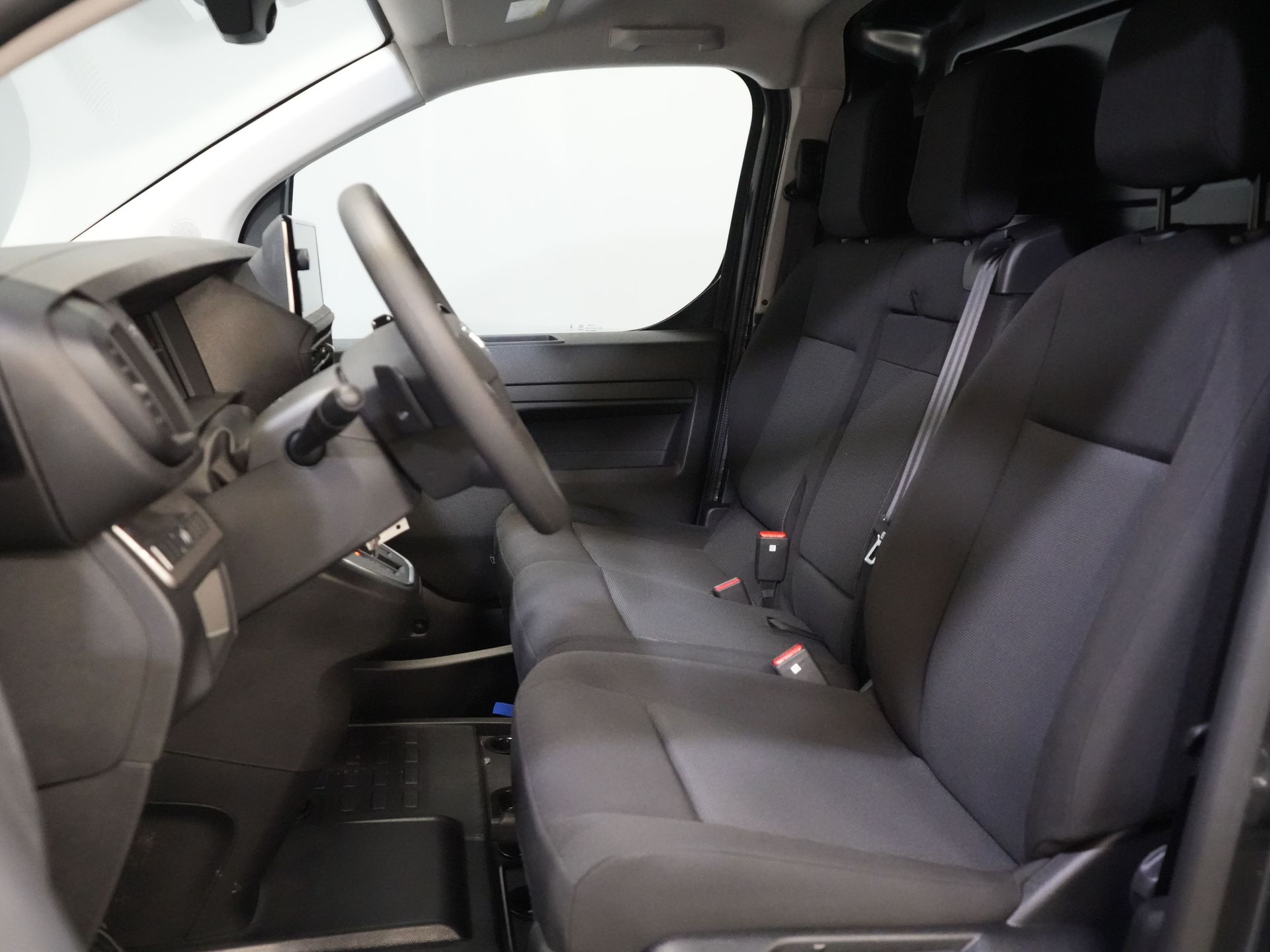 Citroën Jumpy Furgón 2.0 HDI 180 CV Aut. L3 BPM ¡GRATIS! 2x Puerta corredera/ Navi/ Carplay/ Cámara/ PDC/ Cruise/ Airco
