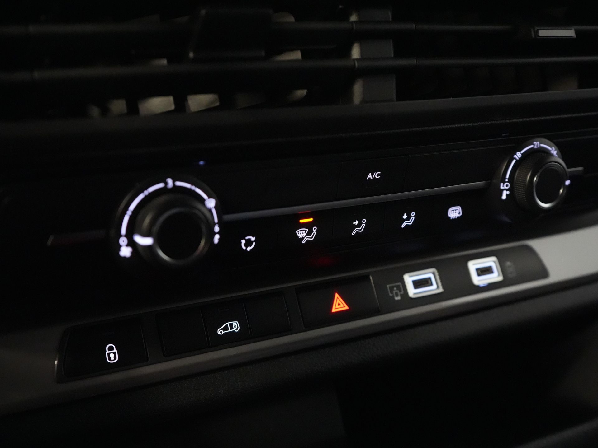 Citroën Jumpy Furgón 2.0 HDI 180 CV Aut. L3 BPM ¡GRATIS! 2x Puerta corredera/ Navi/ Carplay/ Cámara/ PDC/ Cruise/ Airco