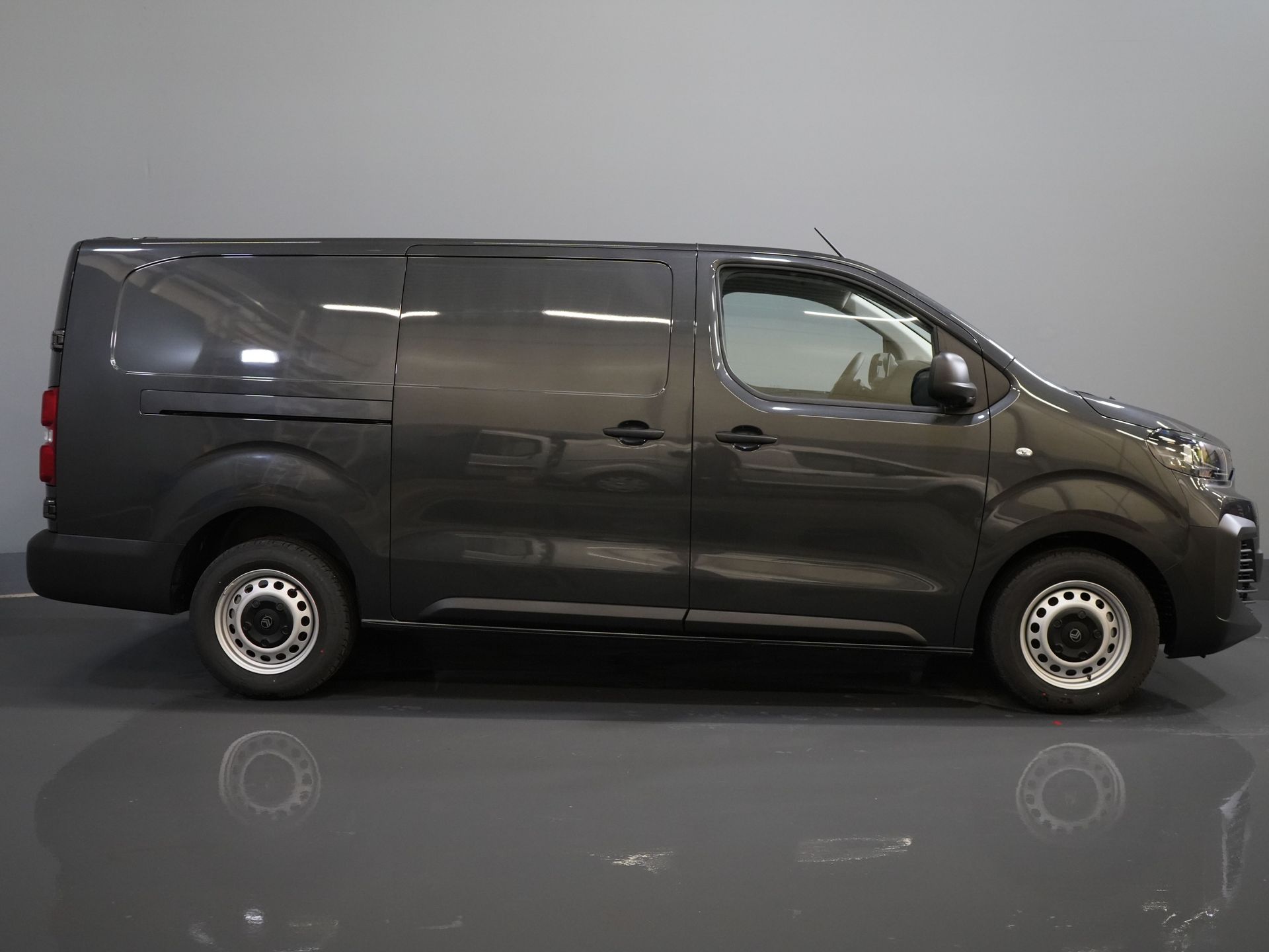 Citroën Jumpy Van 2.0 HDI 180 hp Aut. L3 BPM FREE/ Virtual Cockpit/ Carplay/ Navi/ Kamera/ Cruise/ PDC/ Airco