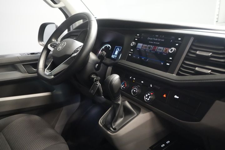 Volkswagen Transporter Van T6.1 2.0 TDI 150 CP DSG Aut. L2 DC Double Cab Highline BPM FREE! Adapt.Cruise/ LED/ 2xUși glisante/ Încălzire stand/ Carplay/ Scaun