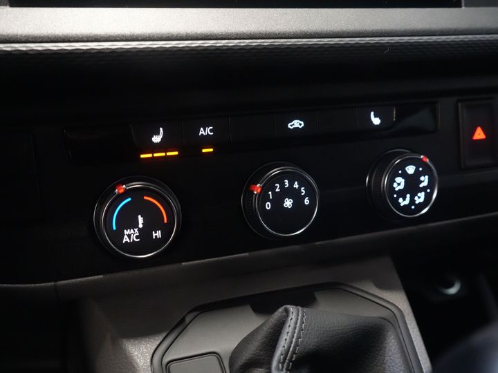Volkswagen Transporter Van T6.1 2.0 TDI 150 к.с. DSG Aut. L2 DC Double Cab Highline BPM БЕЗКОШТОВНО! Адапт.круїз/ LED/ 2xЗсувні двері/ Підігрів підставки/ Carplay/ Сидіння