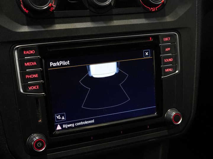 Volkswagen Caddy Van 2.0 TDI 100 ch DSG Aut. BPM FREE ! Edition 35 Carplay/ Seatverw./Chauffage au sol/ Cruise/ Airco/ PDC/ LMV/ Porte-bagages/ Barre de remorquage/ In