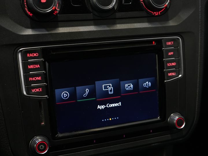 Volkswagen Caddy Van 2.0 TDI 100 ch DSG Aut. BPM FREE ! Edition 35 Carplay/ Seatverw./Chauffage au sol/ Cruise/ Airco/ PDC/ LMV/ Porte-bagages/ Barre de remorquage/ In