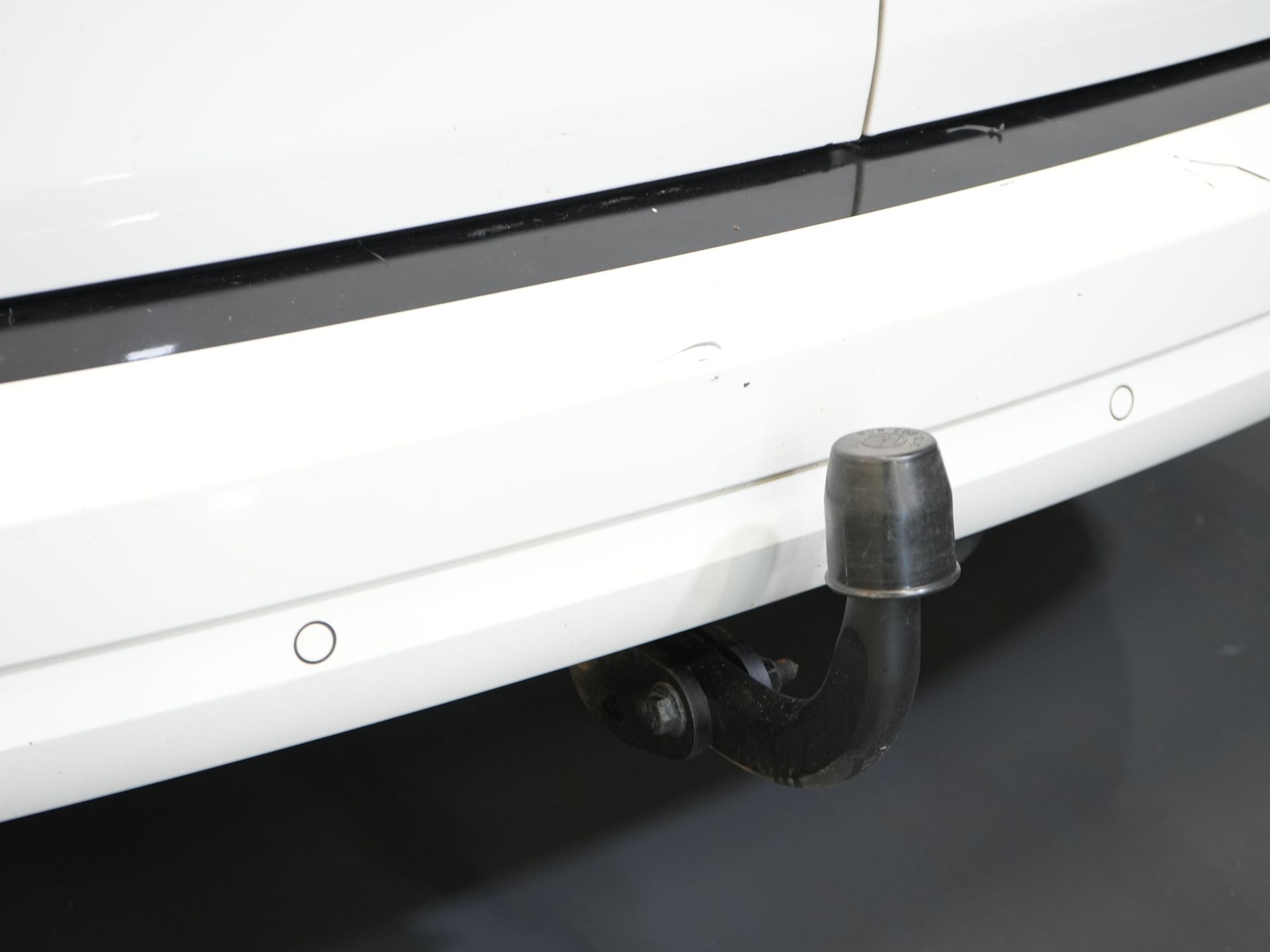 Volkswagen Caddy Van 2.0 TDI 100 ch DSG Aut. BPM FREE ! Edition 35 Carplay/ Seatverw./Chauffage au sol/ Cruise/ Airco/ PDC/ LMV/ Porte-bagages/ Barre de remorquage/ In