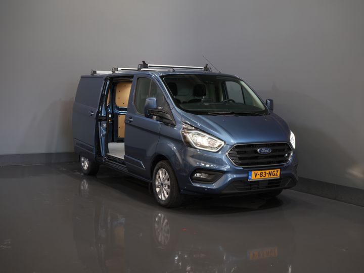 Ford Transit Custom Bestelbus 320 2.0 TDCI 170 pk Aut. L2 Trend BPM VRIJ! Carplay/ Stoelverw./ Camera/ PDC/ LMV/ Dakdragers/ Trekhaak