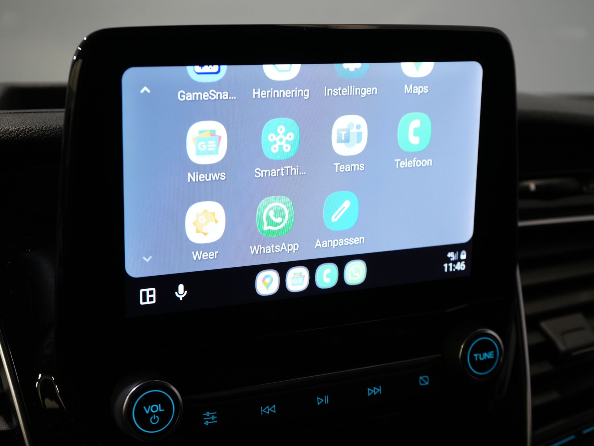 Ford Transit Custom Bestelbus 320 2.0 TDCI 170 pk Aut. L2 Trend BPM VRIJ! Carplay/ Stoelverw./ Camera/ PDC/ LMV/ Dakdragers/ Trekhaak