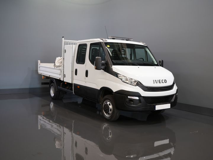 Iveco Daily Open laadbak 35C14D 2.3 140 pk Aut. ZF DC Dubbel Cabine 6 Pers./ Kipper/ Pick Up/ Open Laadbak/ Kieper/ 3.5t Trekverm./ Dubbel Lucht/ Gev.Sto