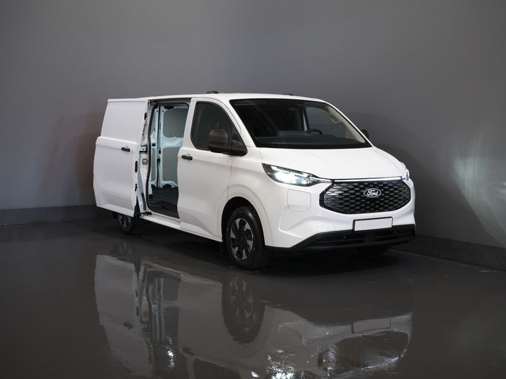 Ford E-Transit Custom Van Trend 65 kWh 330 km Gwarancja WLTP do 2029 r./ LED/ Ogrzewanie postojowe/ Szybka ładowarka/ 2,3 t Holowanie/ Układ kierowniczy/ Ogrzewanie foteli/ Carplay/ Kamera