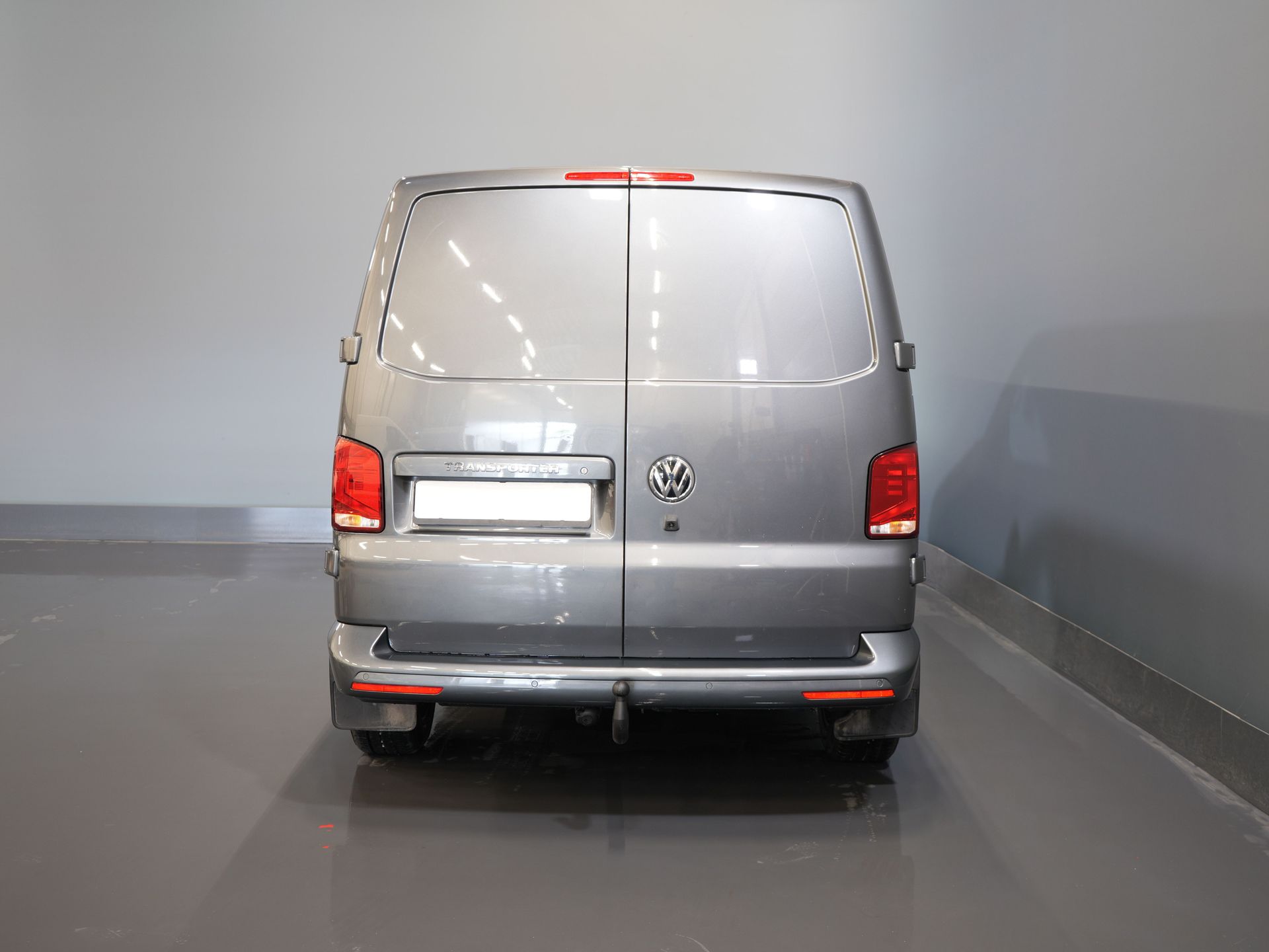 Volkswagen Transporter Van T6.1 2.0 TDI 150 hp DSG Aut. L2 BPM GRATUIT ! LED/ Adapt.Cruise/ Stand heater/ Seatverw./ Carplay/ Camera/ PDC/ LMV/ Towbar/ Airco