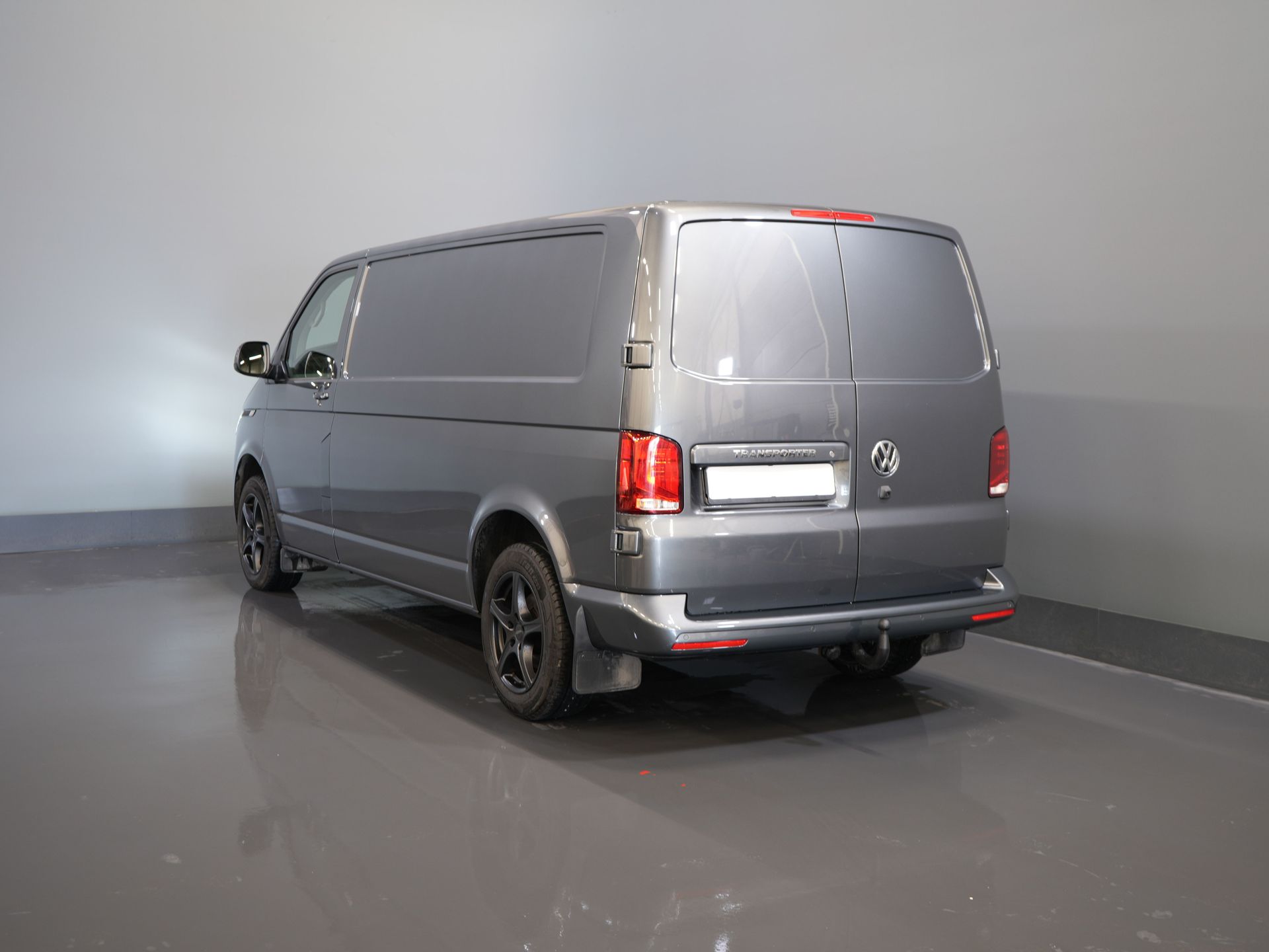 Volkswagen Transporter Van T6.1 2.0 TDI 150 hp DSG Aut. L2 BPM GRATUIT ! LED/ Adapt.Cruise/ Stand heater/ Seatverw./ Carplay/ Camera/ PDC/ LMV/ Towbar/ Airco