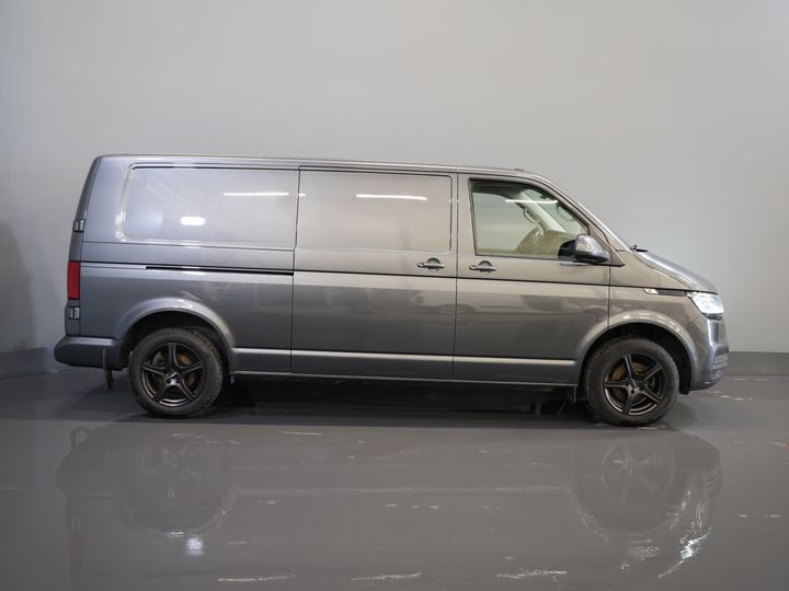 Volkswagen Transporter Van T6.1 2.0 TDI 150 hp DSG Aut. L2 BPM GRATUIT ! LED/ Adapt.Cruise/ Stand heater/ Seatverw./ Carplay/ Camera/ PDC/ LMV/ Towbar/ Airco