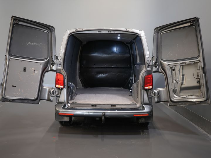 Volkswagen Transporter Van T6.1 2.0 TDI 150 hp DSG Aut. L2 BPM GRATUIT ! LED/ Adapt.Cruise/ Stand heater/ Seatverw./ Carplay/ Camera/ PDC/ LMV/ Towbar/ Airco