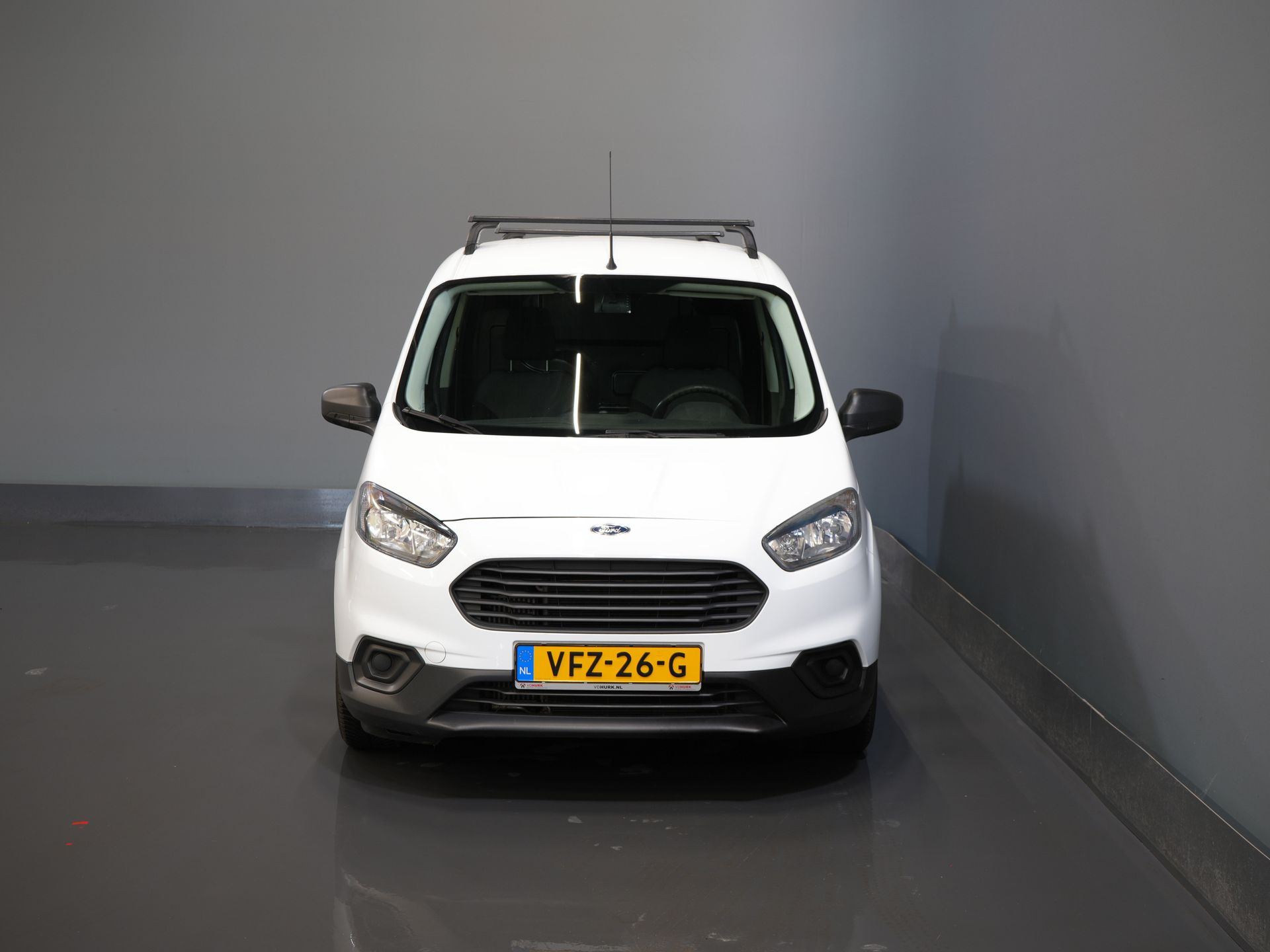 Ford Transit Courier Van 1.0 EcoBoost 100 к.с. Trend Petrol BPM FREE 2xЗсувні двері/ кондиціонер/ камера/ фаркоп/ багажник на дах