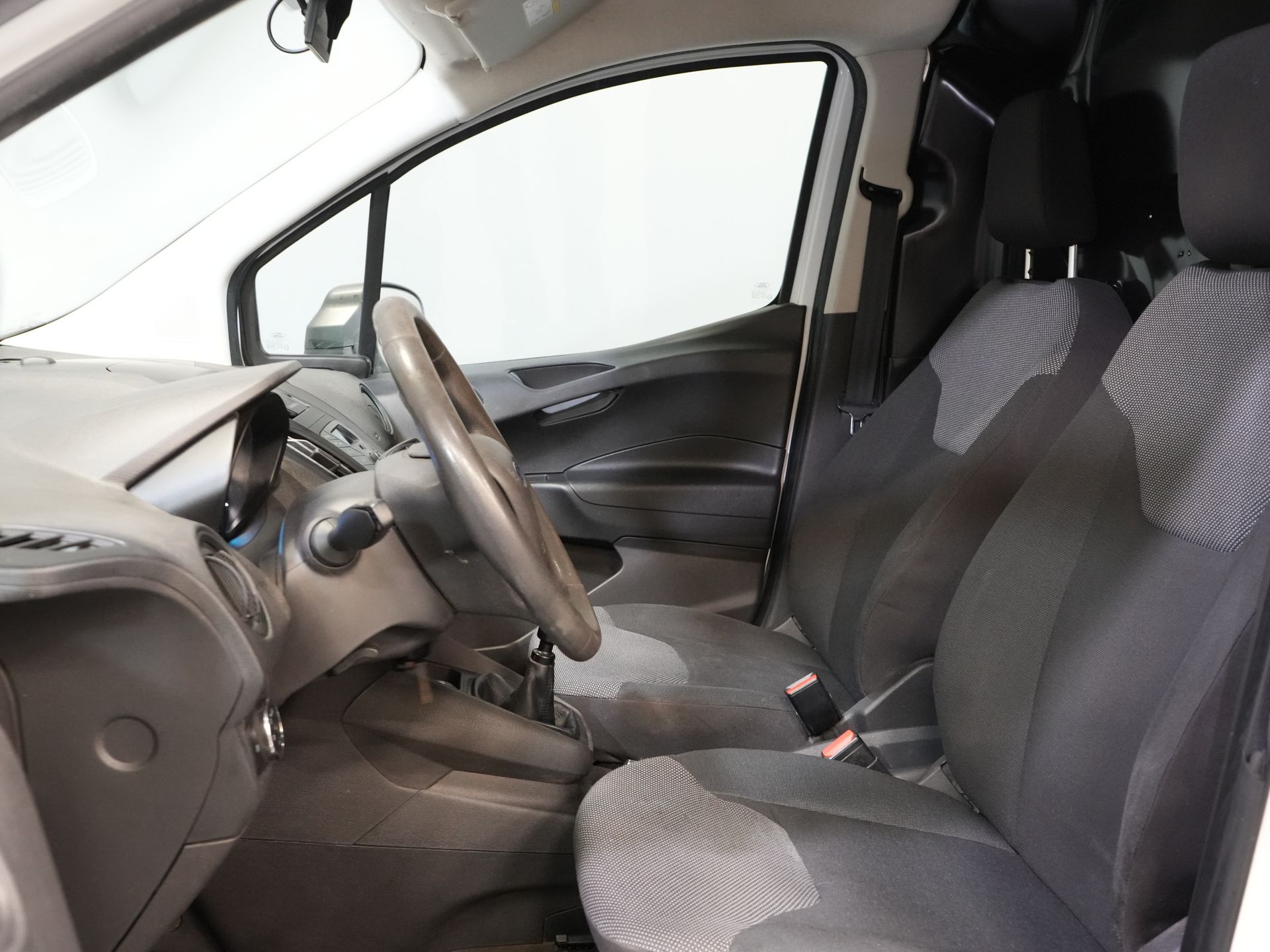 Ford Transit Courier Van 1.0 EcoBoost 100 к.с. Trend Petrol BPM FREE 2xЗсувні двері/ кондиціонер/ камера/ фаркоп/ багажник на дах