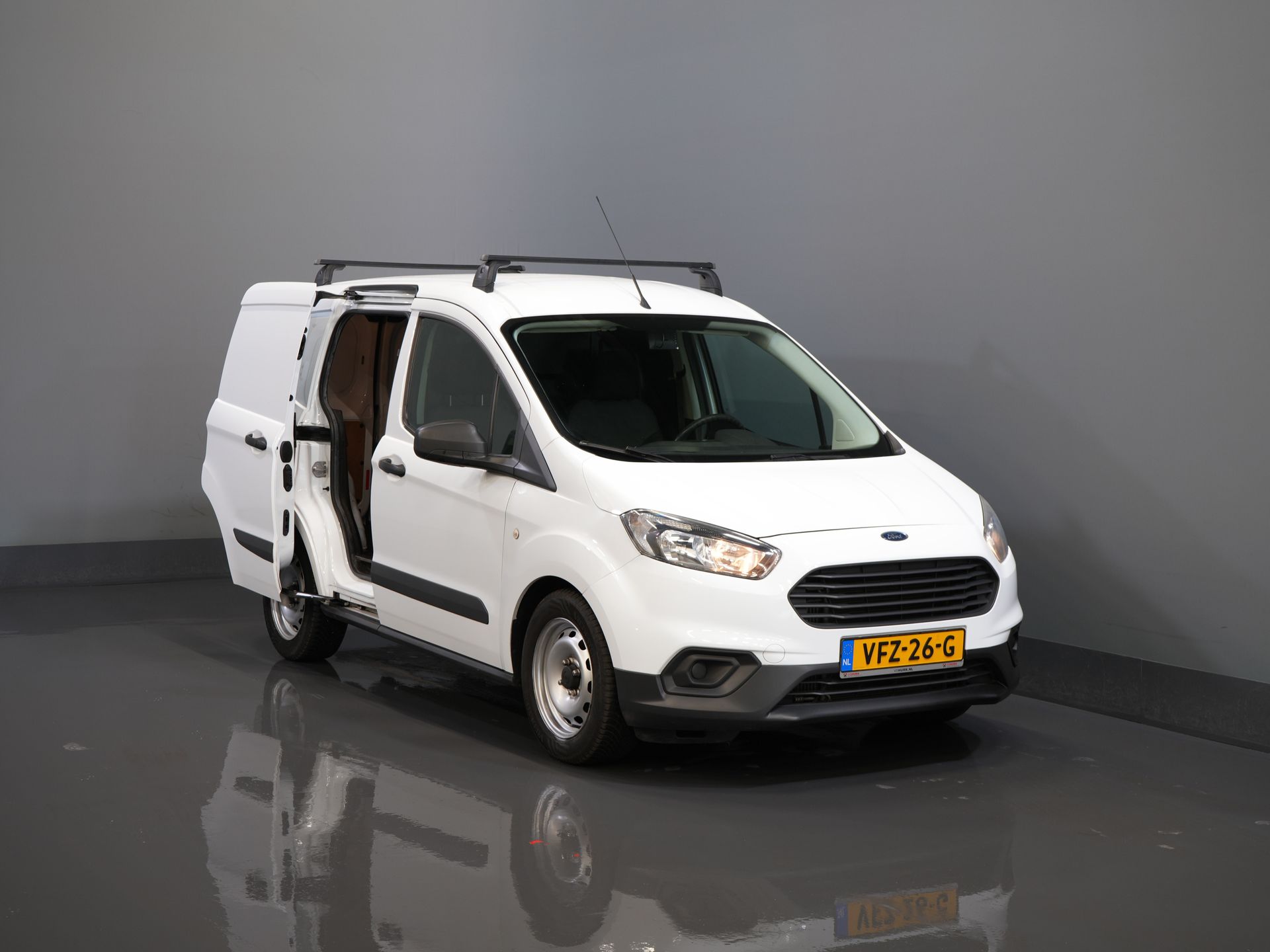 Ford Transit Courier Van 1.0 EcoBoost 100 к.с. Trend Petrol BPM FREE 2xЗсувні двері/ кондиціонер/ камера/ фаркоп/ багажник на дах