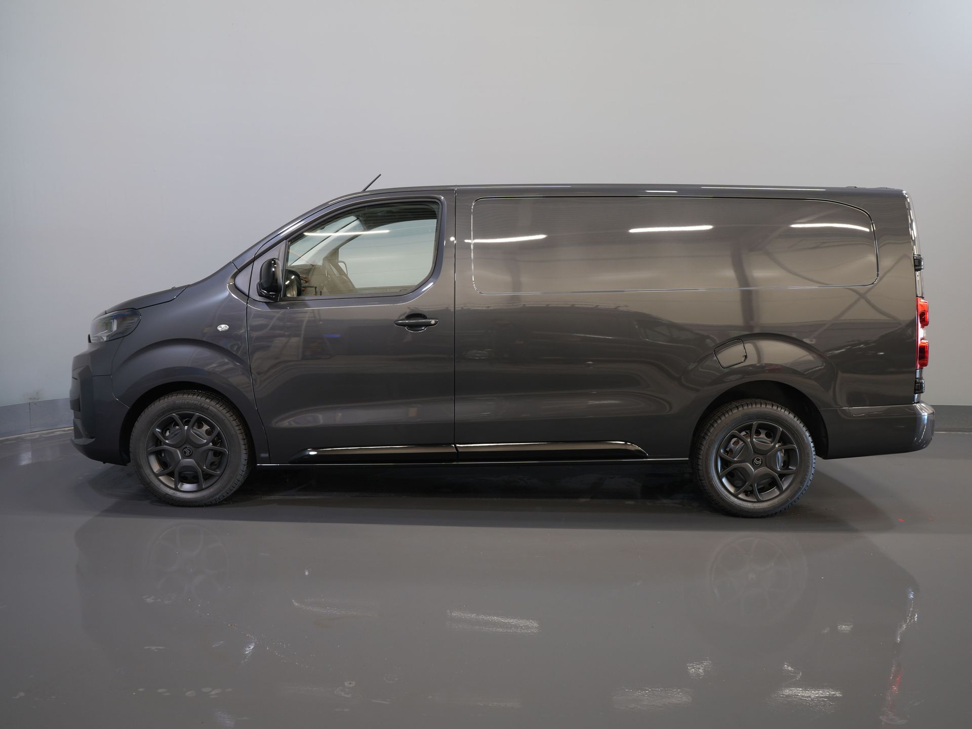 Citroën Jumpy Van 2.0 HDI 180 hp Aut. L3 BPM FREE! Navi/ Carplay/ Kamera/ PDC/ Cruise/ Airco