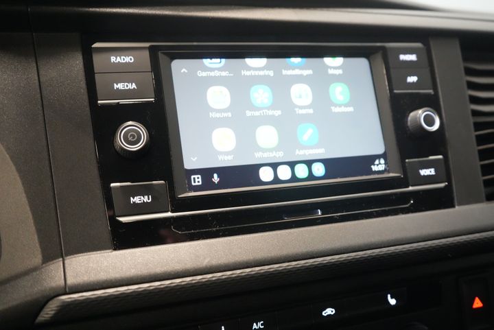 Volkswagen Transporter Van T6.1 2.0 TDI 150 CP DSG Aut. L2 2x Ușă glisantă/ LED/ Seatverw./ Încălzire stand/ Carplay/ 2.5t remorcare M.
