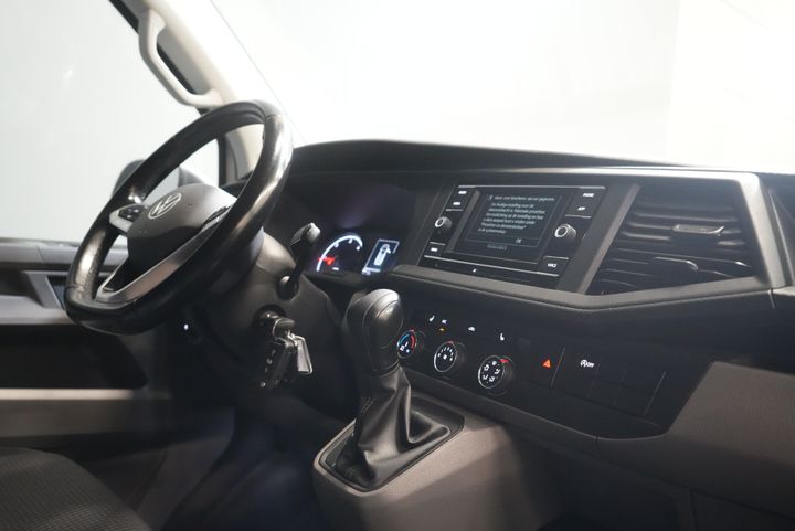 Volkswagen Transporter Van T6.1 2.0 TDI 150 CP DSG Aut. L2 2x Ușă glisantă/ LED/ Seatverw./ Încălzire stand/ Carplay/ 2.5t remorcare M.