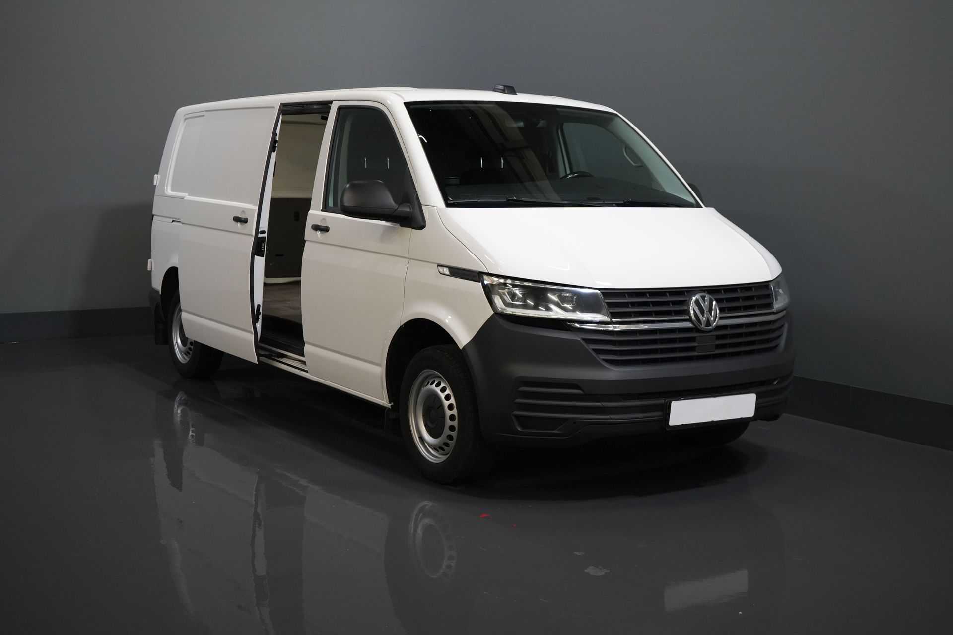 Volkswagen Transporter Van T6.1 2.0 TDI 150 CP DSG Aut. L2 2x Ușă glisantă/ LED/ Seatverw./ Încălzire stand/ Carplay/ 2.5t remorcare M.