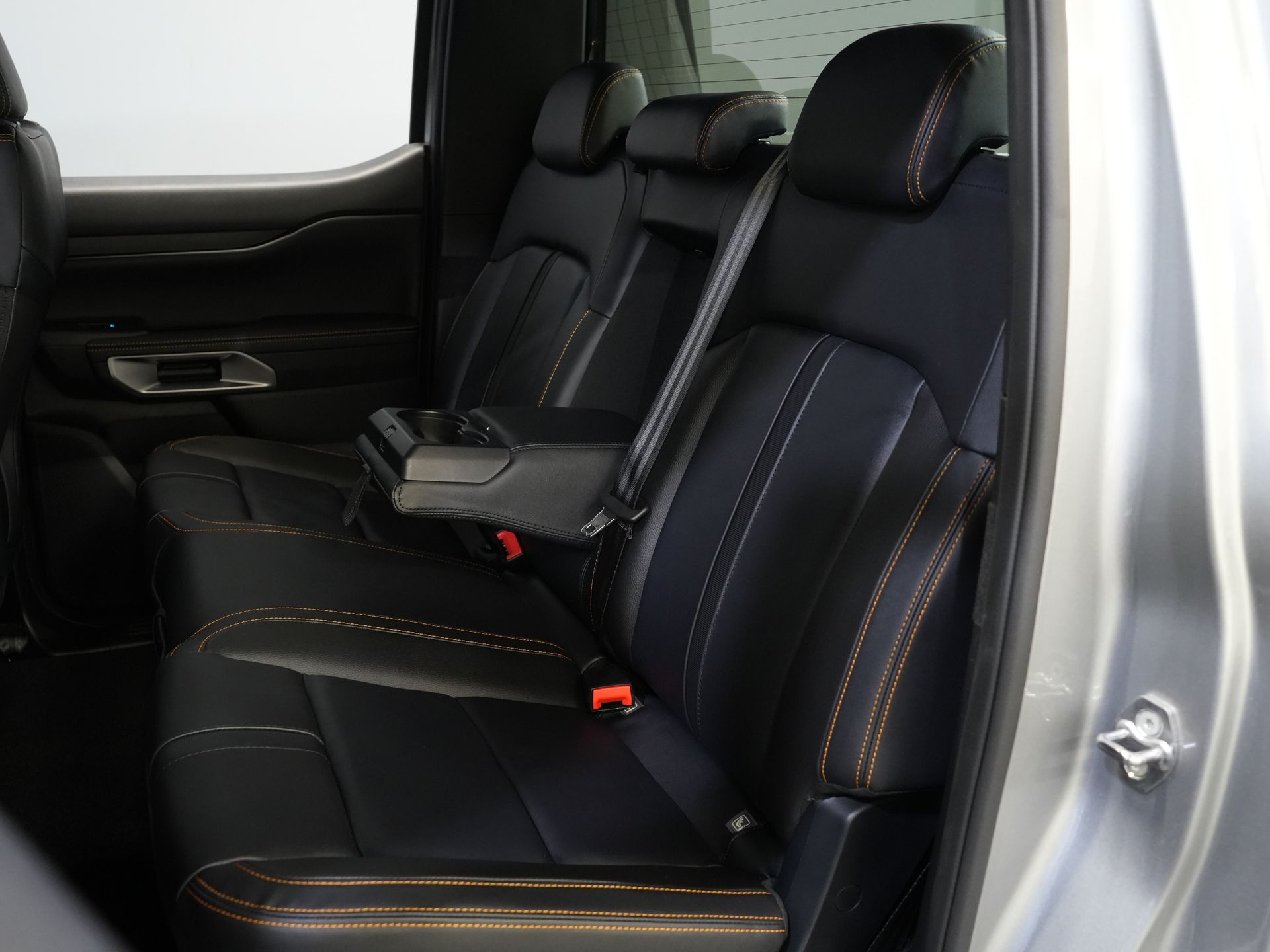 Ford Ranger Pick-Up Ford Ranger Wildtrak 2.3 PHEV Double Cab 4x4/ B&O/ Elek. Roll Cover/ Tech-Pack/ Adapt.Cruise/ 3.5t Towing Verm./ 360 Camera/ Leather/