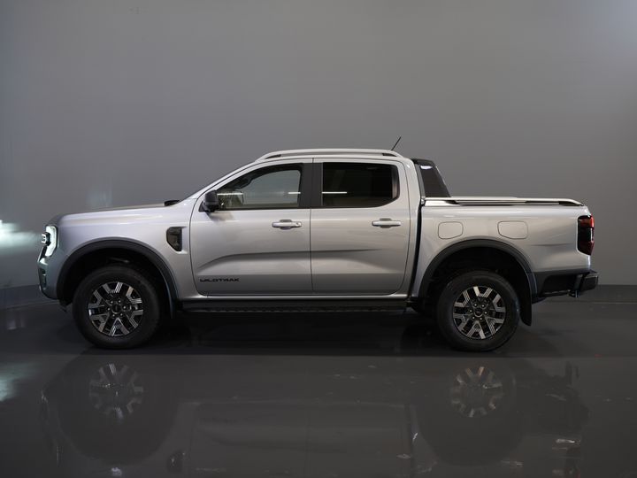 Ford Ranger Pick-Up Ford Ranger Wildtrak 2.3 PHEV Double Cab 4x4/ B&O/ Elek. Roll Cover/ Tech-Pack/ Adapt.Cruise/ 3.5t Towing Verm./ 360 Camera/ Leather/