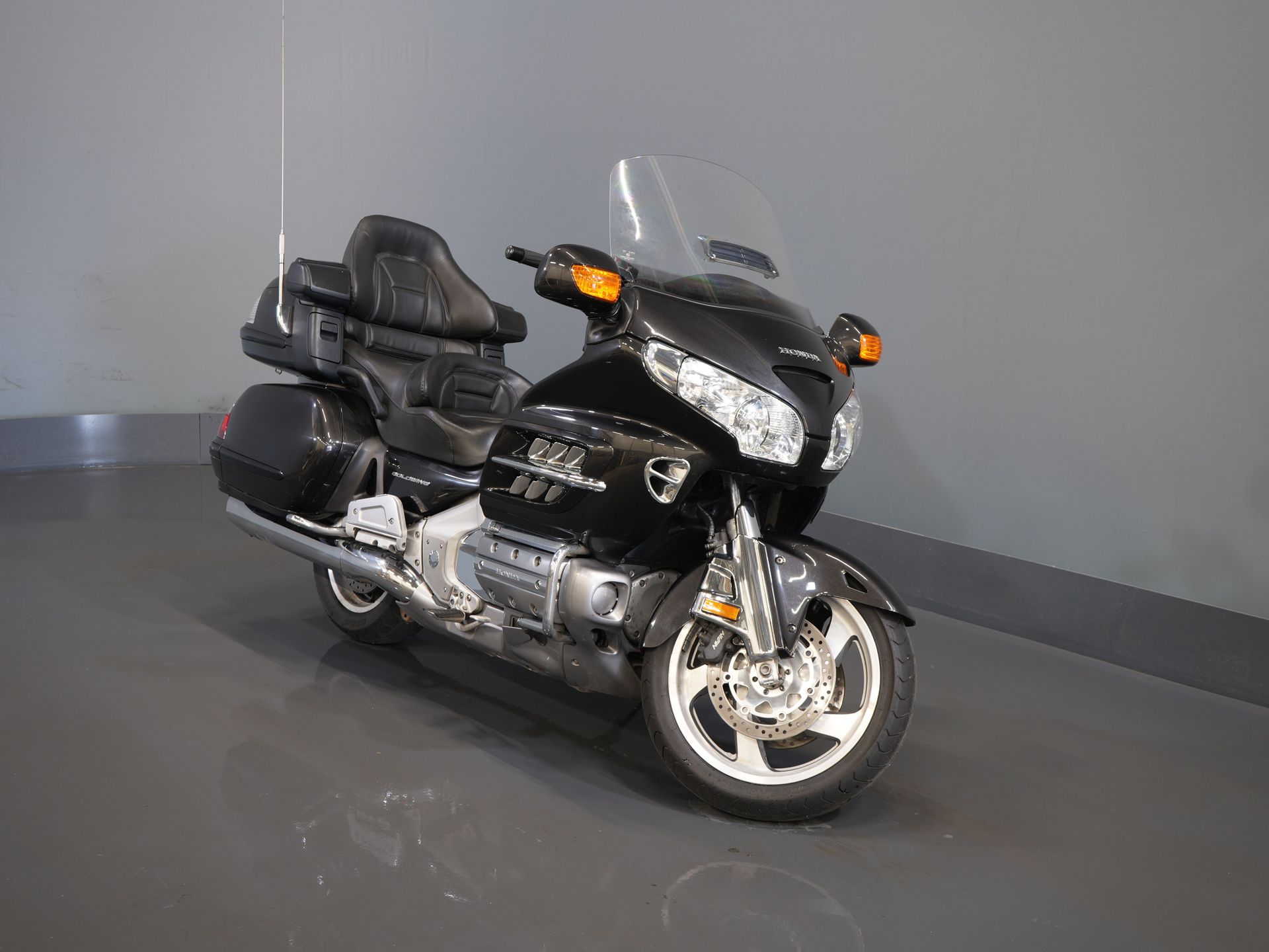 Honda Tour GL 1800 Gold Wing MARGE/ Sakwy/ Kufry/ Top box/ Navi/ Radio