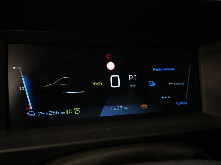 Peugeot e-Traveller Passenger L3 75kWh 348 km WLTP LED/ Chargeur rapide/ Pano/ 8 pers./ Adapt.Cruise/ Cuir/ 2x Elek.Sliding/ Elek.Seats/ Sièges massants/ Suspension des sièges