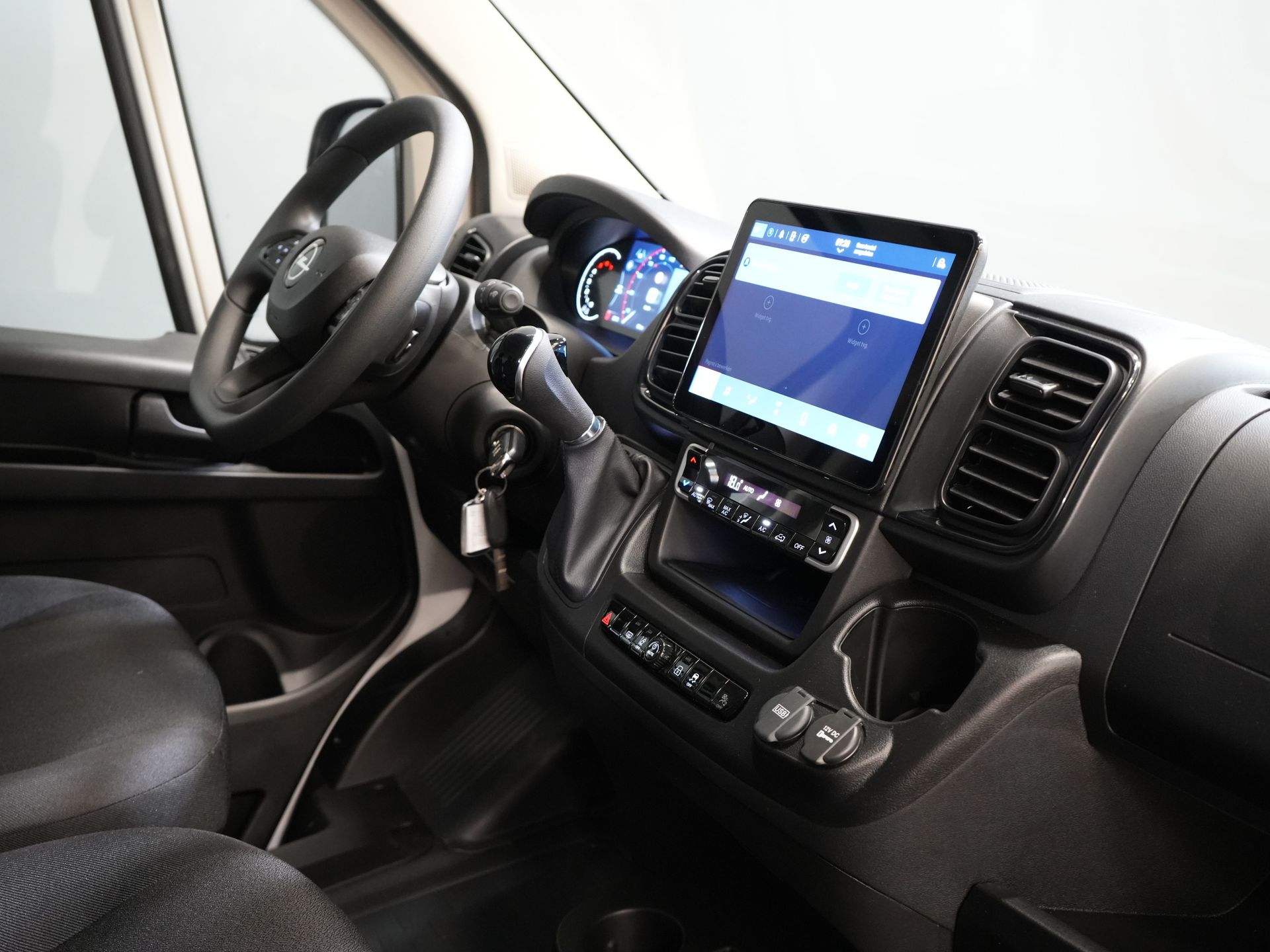 Opel Movano Van 35 2.2 CDTI 140 hp Aut. ZF L2H2 BPM FREE! Virtual Cockpit/ Carplay/ Climate/ 270Gr. Doors/ Navi/ Camera/ Cruise/ PDC/ DAB