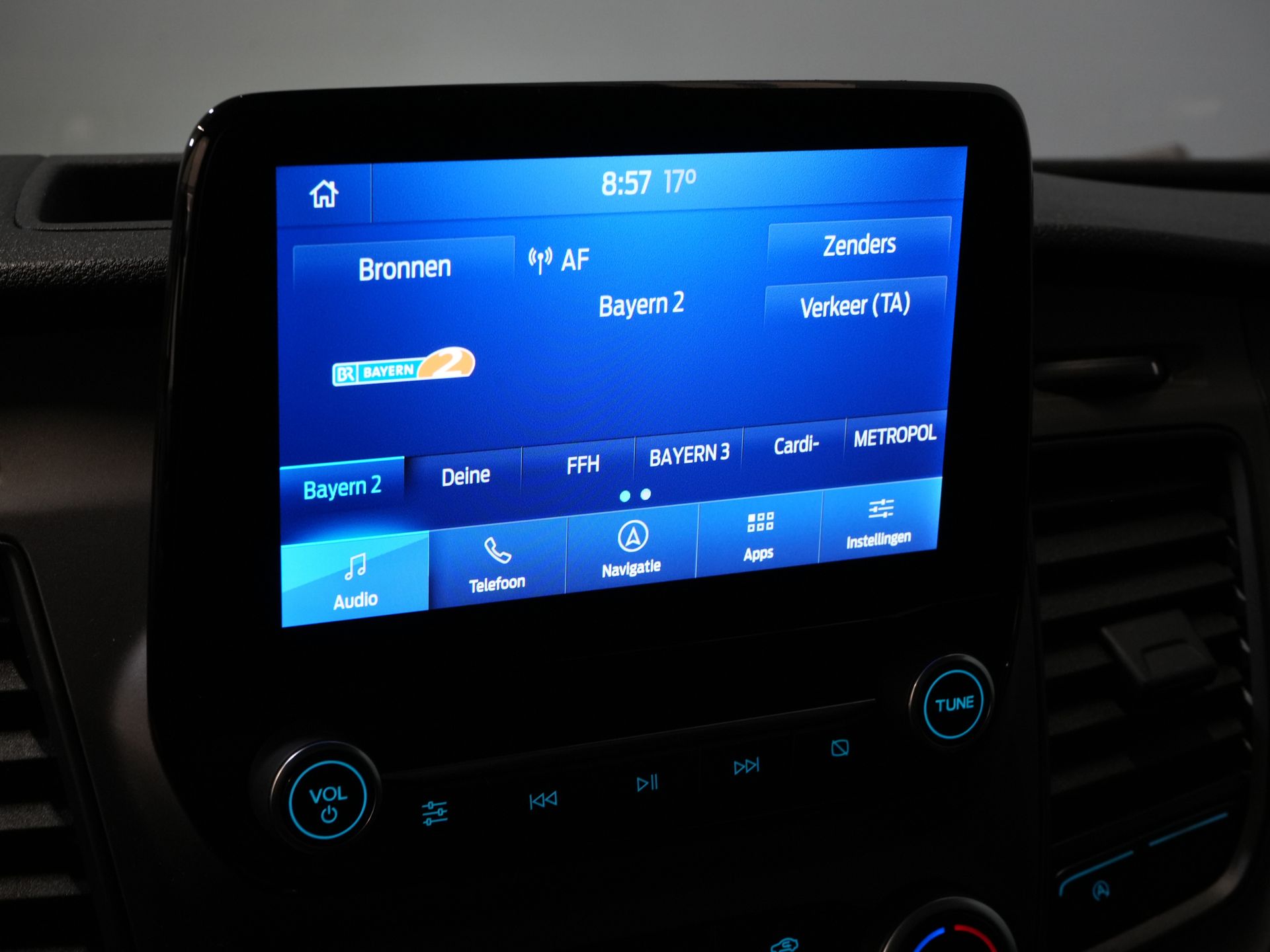 Ford Transit Bestelbus 350 2.0 TDCI 185 pk Aut. L3H3 Riem V.V/ 2xSchuifdeur/ Bi-Xenon/ Elek.Stoel/ Carplay/ Stoelverw./ Camera/ Cruise/ PDC/ Navi