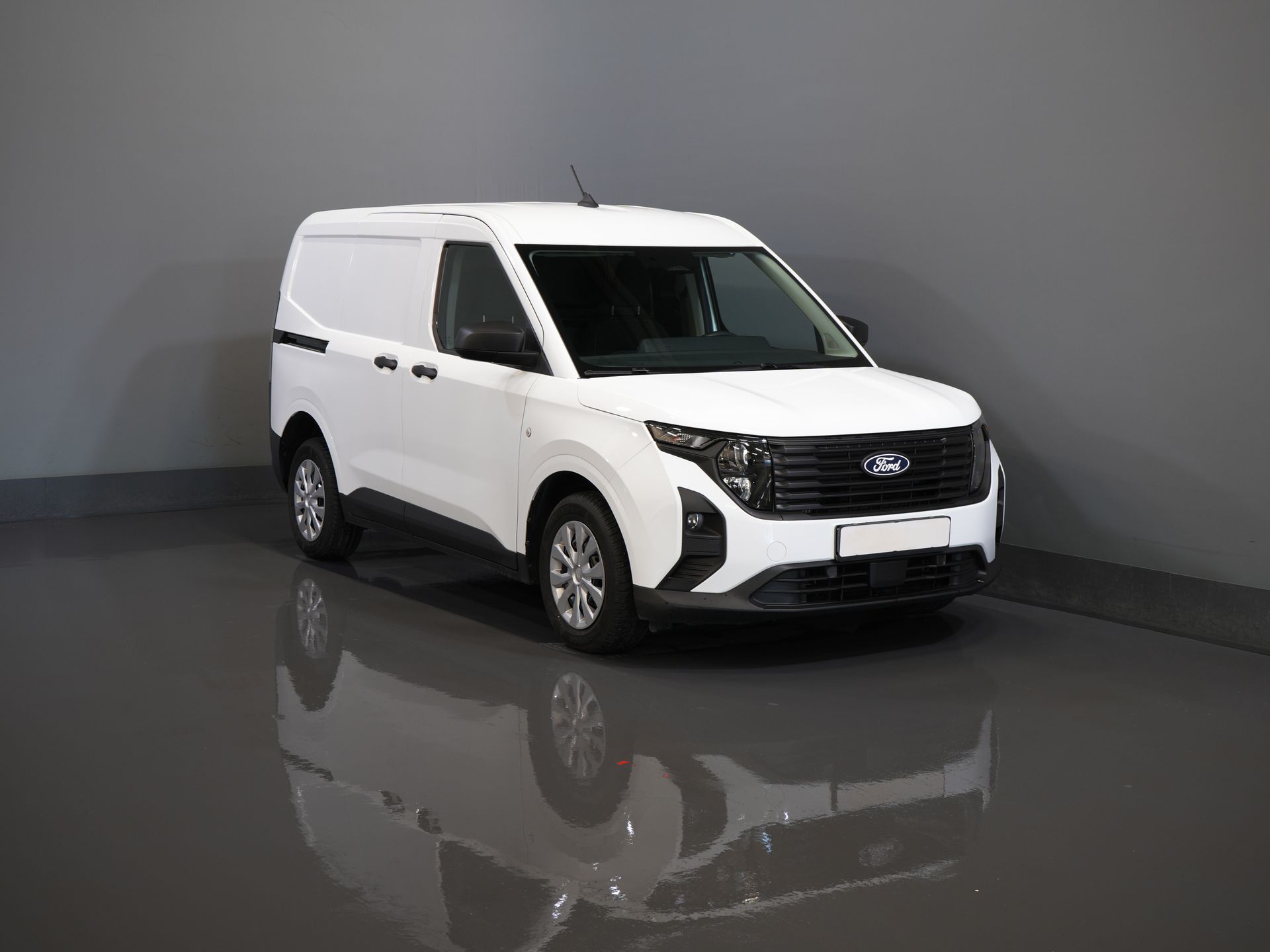 Ford Transit Courier Van 1.0 Trend 100 к.с. БЕНЗИНОВИЙ BPM БЕЗКОШТОВНО! Гарантія 05-2029/ Carplay/ Віртуальний кокпіт/ Airco/ Круїз
