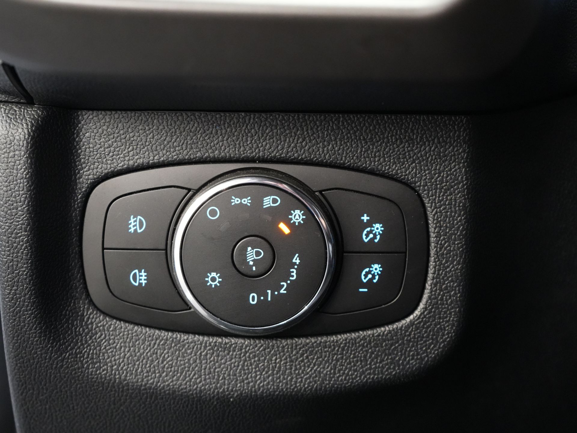 Ford Transit Courier Van 1.0 Trend 100 к.с. БЕНЗИНОВИЙ BPM БЕЗКОШТОВНО! Гарантія 05-2029/ Carplay/ Віртуальний кокпіт/ Airco/ Круїз