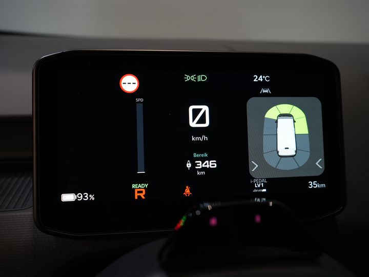 Kia PV5 Furgone Elite Executive 71,2 kWh 416 km WLTP L2 Pompa di calore / 2 porte scorrevoli / Sedili ventilati / Sedili riscaldati / Cruise control adattivo / Pelle / Navigatore / CarPlay / 3