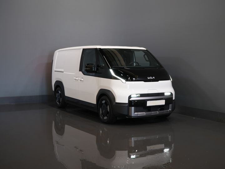 Kia PV5 Fourgon Elite Executive 71,2 kWh 416 km WLTP L2 Pompe à chaleur / 2 portes coulissantes / Sièges ventilés / Sièges chauffants / Régulateur de vitesse adaptatif / Cuir / Navigation / CarPlay / 3