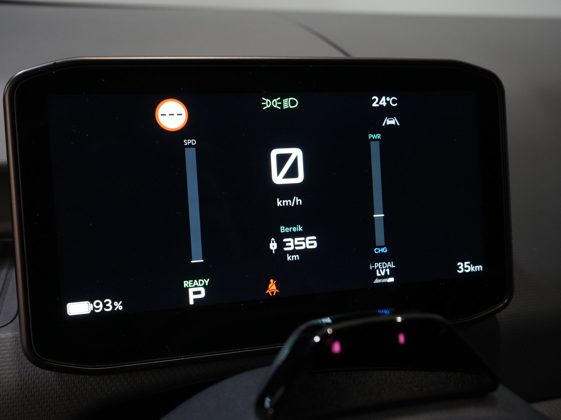 Kia PV5 Furgone Elite Executive 71,2 kWh 416 km WLTP L2 Pompa di calore / 2 porte scorrevoli / Sedili ventilati / Sedili riscaldati / Cruise control adattivo / Pelle / Navigatore / CarPlay / 3