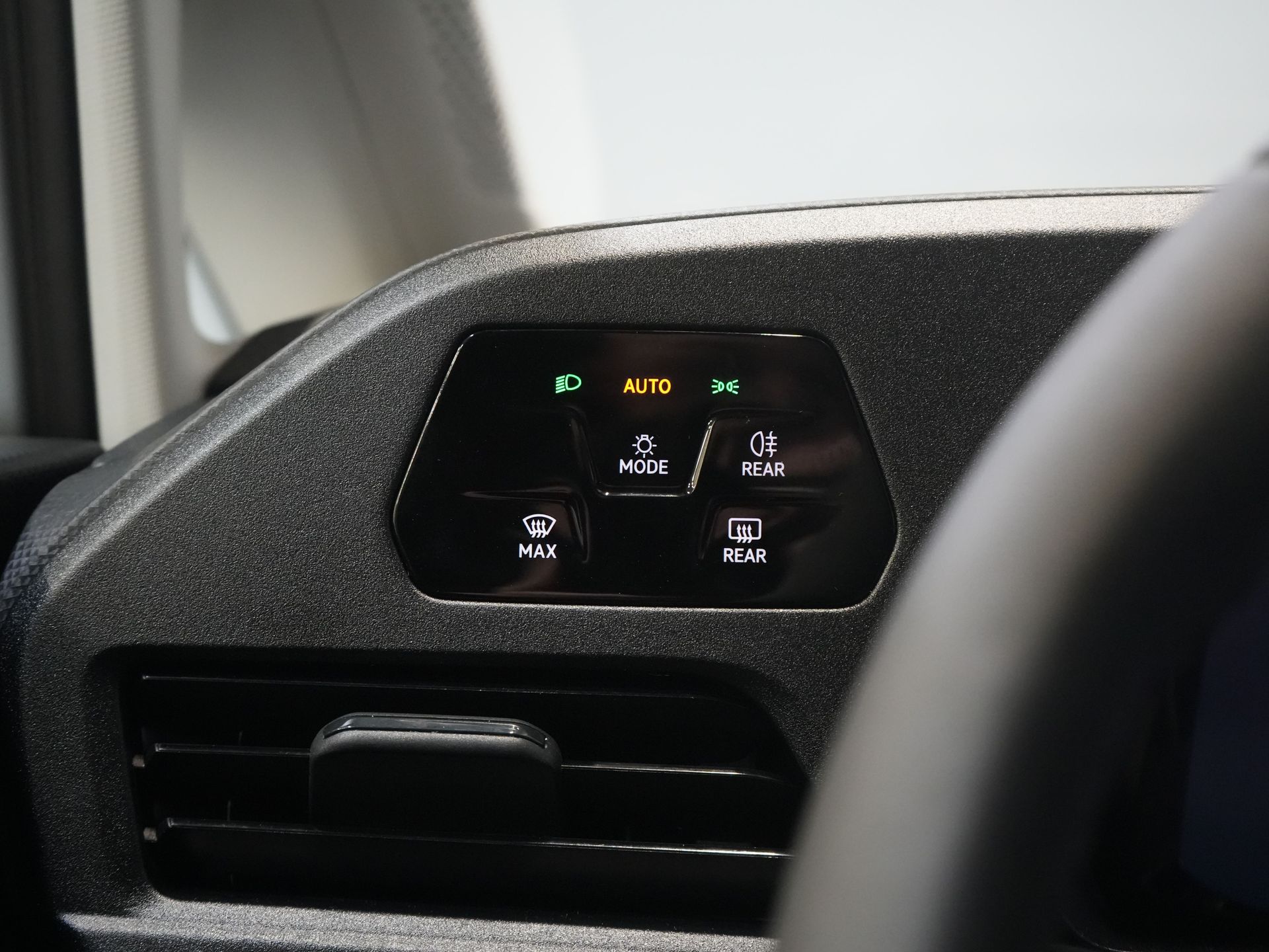 Volkswagen Caddy Cargo Maxi Van 2.0 TDI 125 CV DSG Aut. BPM FREE/ Virtual Cockpit/ 18