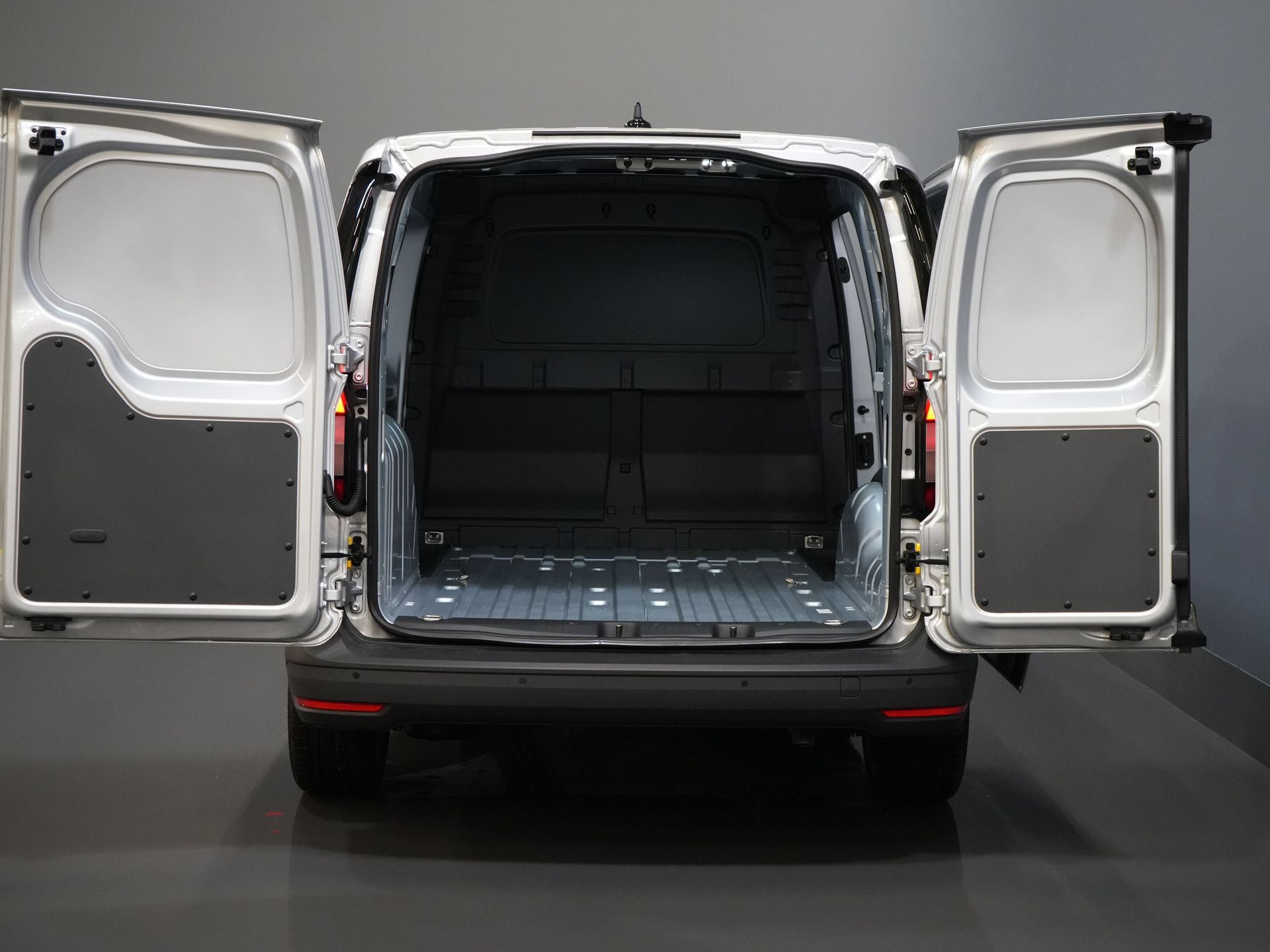 Volkswagen Caddy Cargo Maxi Van 2.0 TDI 125 CV DSG Aut. BPM FREE/ Virtual Cockpit/ 18